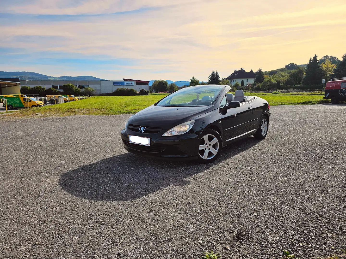 Peugeot 307 307 CC 1,6 16V Schwarz - 2