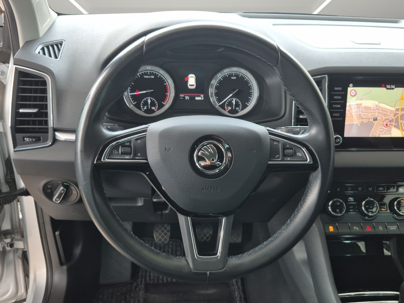 Skoda Karoq Style Carplay Navi LED PDC SHZ — photo 10