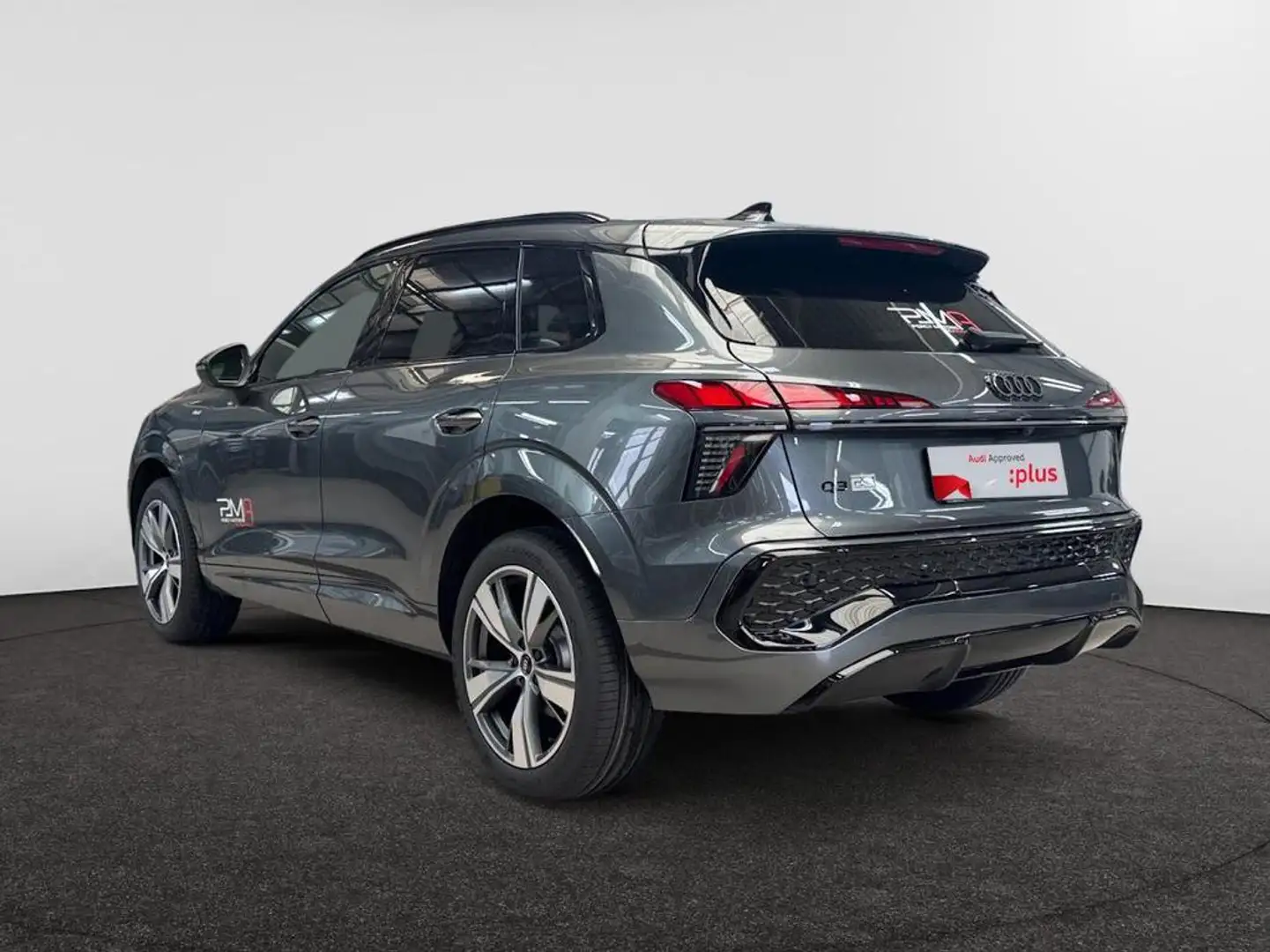 Audi Q3 SUV Audi Q3 SUV S line TFSI  110 kW S tronic Grijs - 2