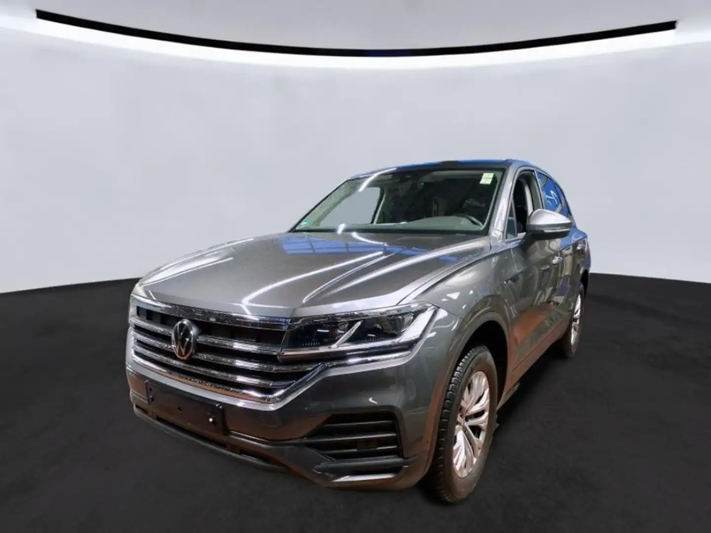 Volkswagen Touareg 3.0 TDI 4M Grijs - 2