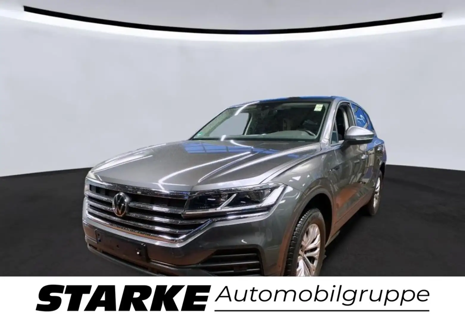 Volkswagen Touareg 3.0 TDI 4M Grijs - 1