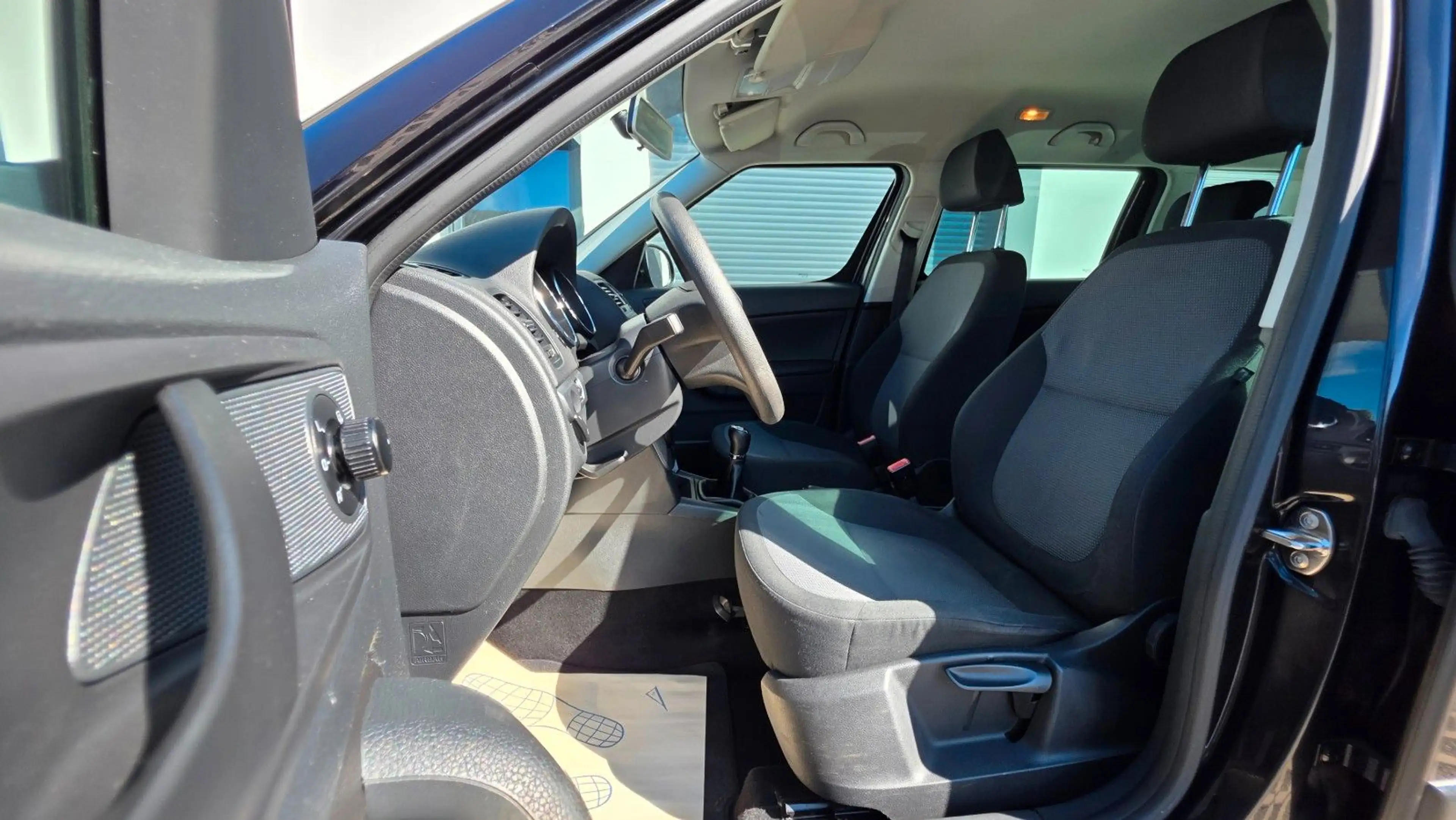 Skoda Yeti Active Plus Edition*TÜV & Inspektion Neu* — photo 7