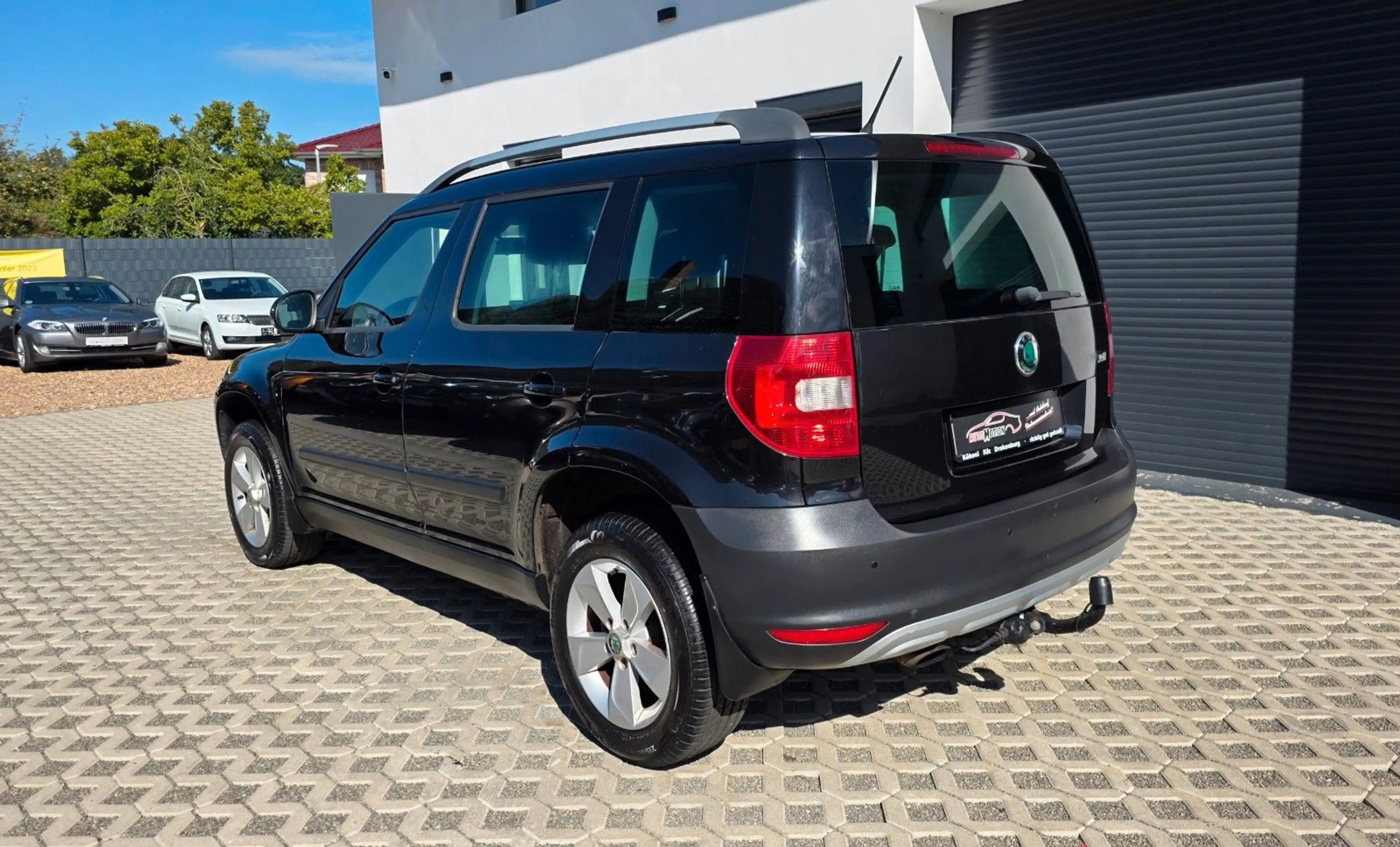 Skoda Yeti Active Plus Edition*TÜV & Inspektion Neu* — photo 5