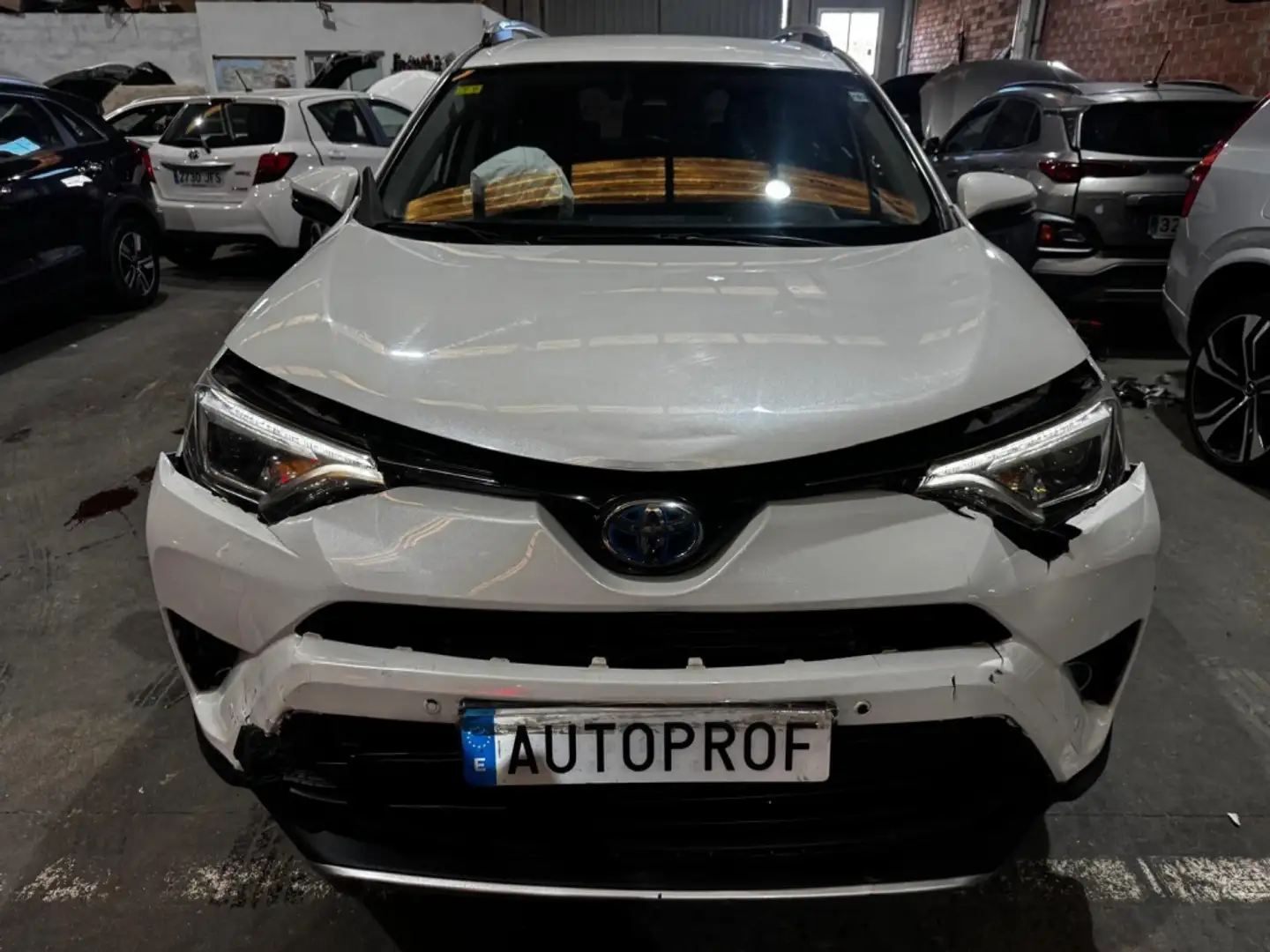 Toyota RAV 4 2.5 hybrid 2WD Advance - 2