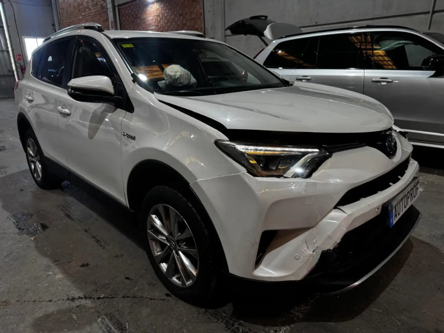 Toyota RAV 4 2.5 hybrid 2WD Advance - 1