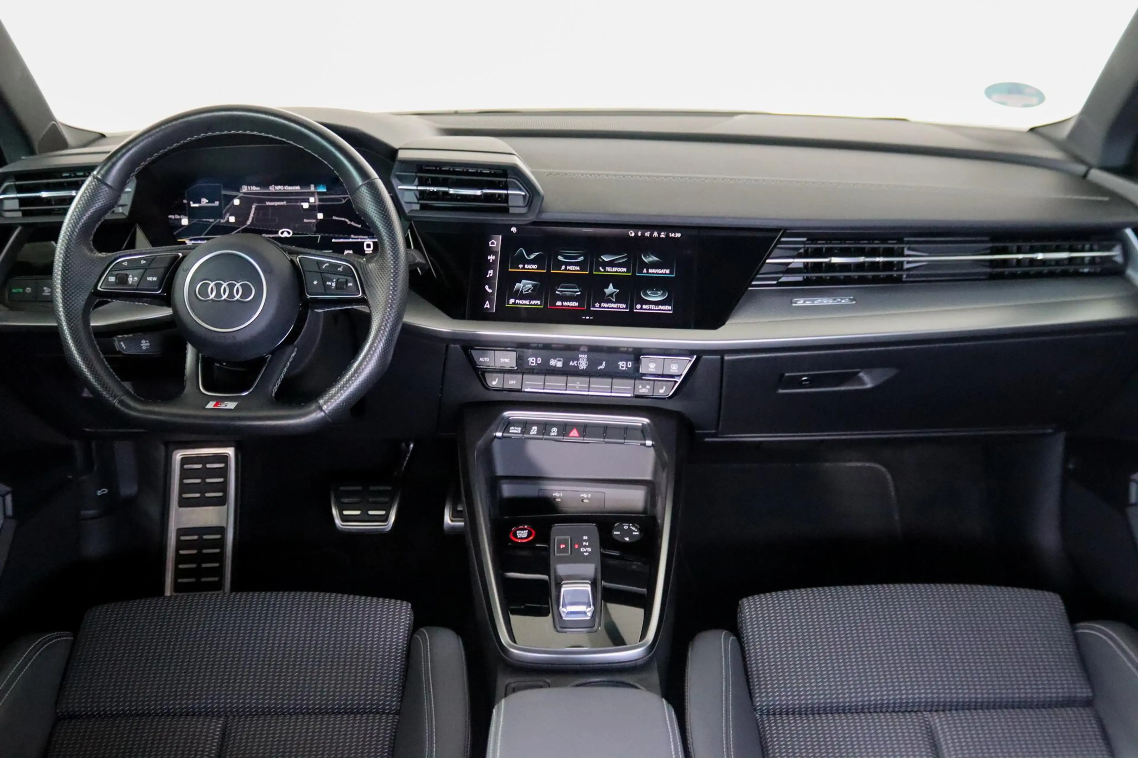 Audi S3 Sportback 2.0 TFSI quattro 310PK | Carbon | Virtua — photo 3