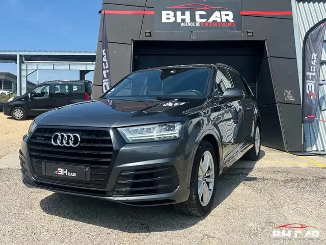 Audi Q7 50 TDI 3.0 286 S-LINE - 7 places - Sièges alcantara - Entretien suivi complet & révisé (bva)