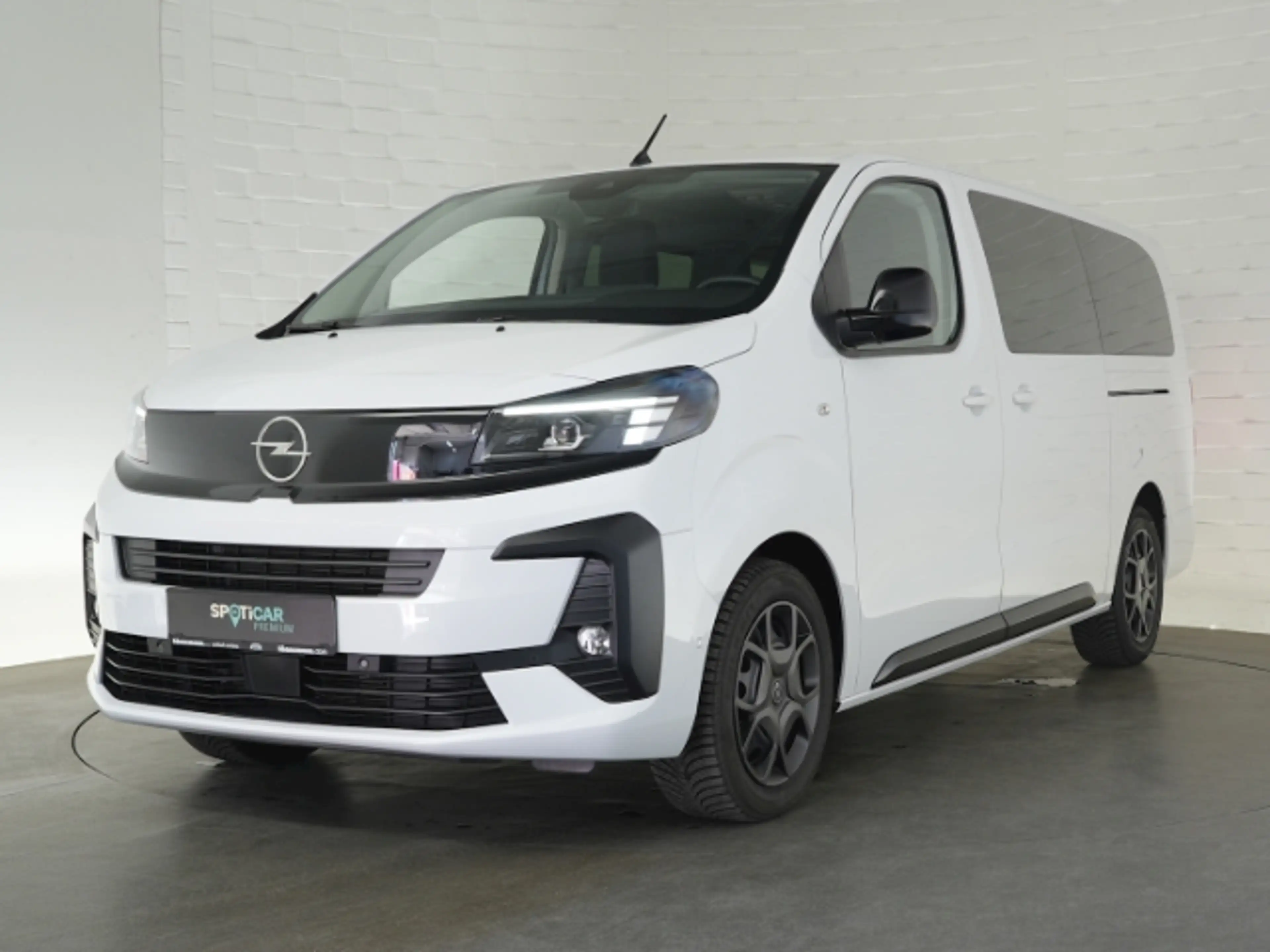 Opel Zafira Life FACELIFT XL EDITION AT 9-SITZER+ANHÄNGERKUPPLUNG+N — photo 2