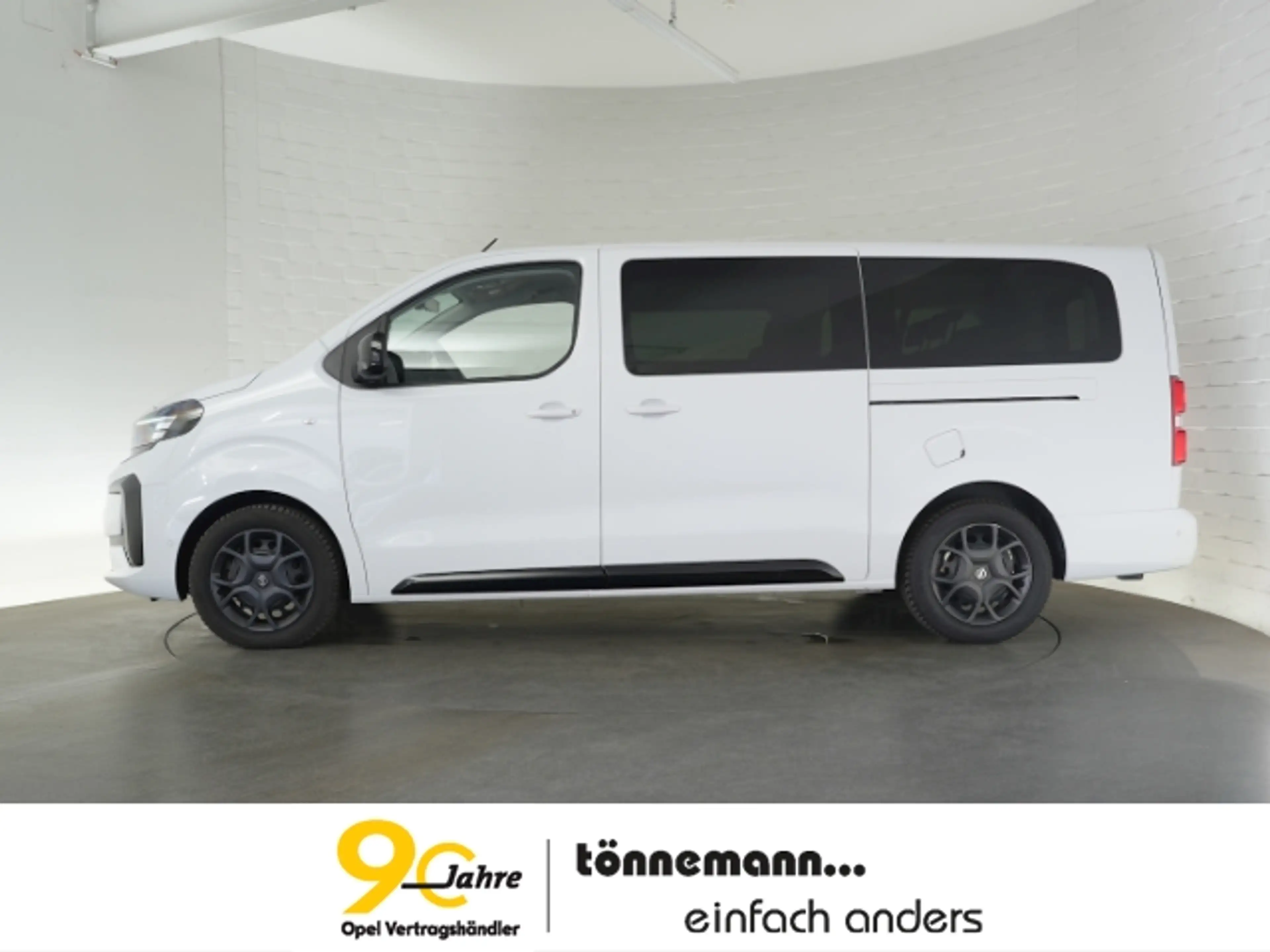 Opel Zafira Life FACELIFT XL EDITION AT 9-SITZER+ANHÄNGERKUPPLUNG+N — photo 8