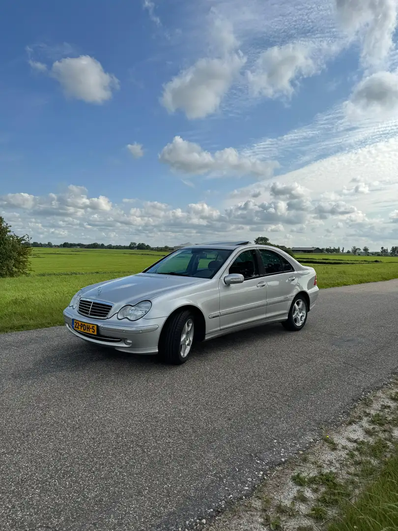 Mercedes-Benz C 240 Elegance Серый - 2