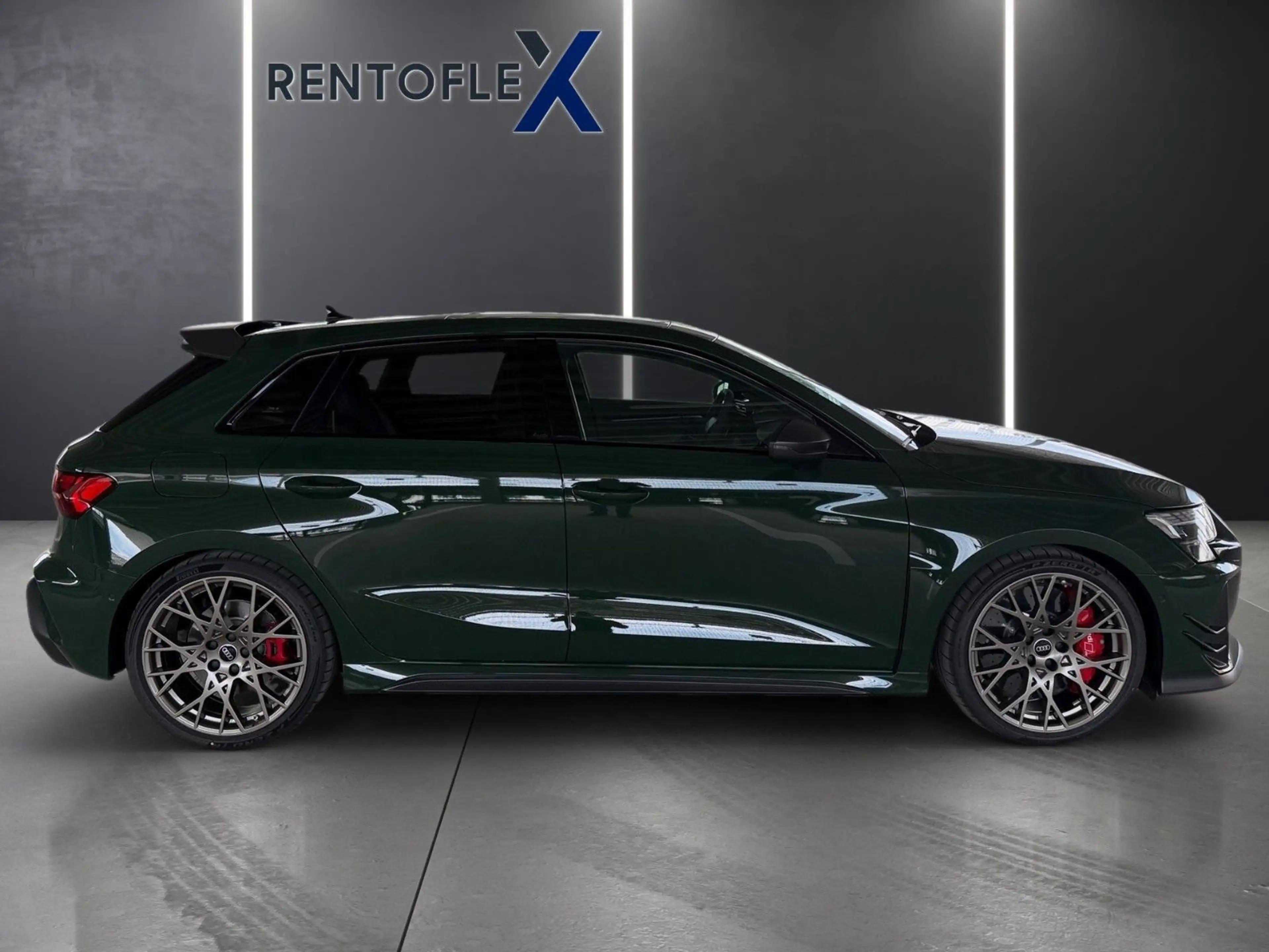 Audi RS3 Competition limited Sportback — photo 4
