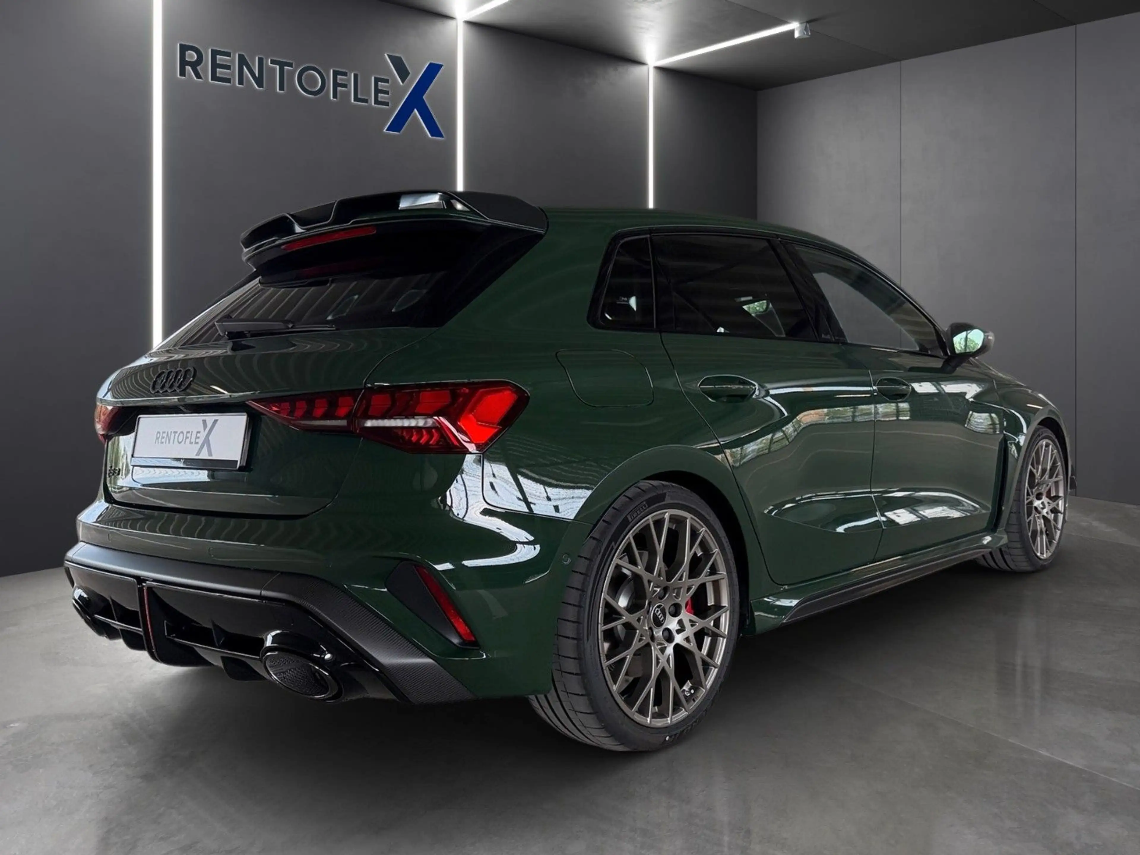 Audi RS3 Competition limited Sportback — photo 2
