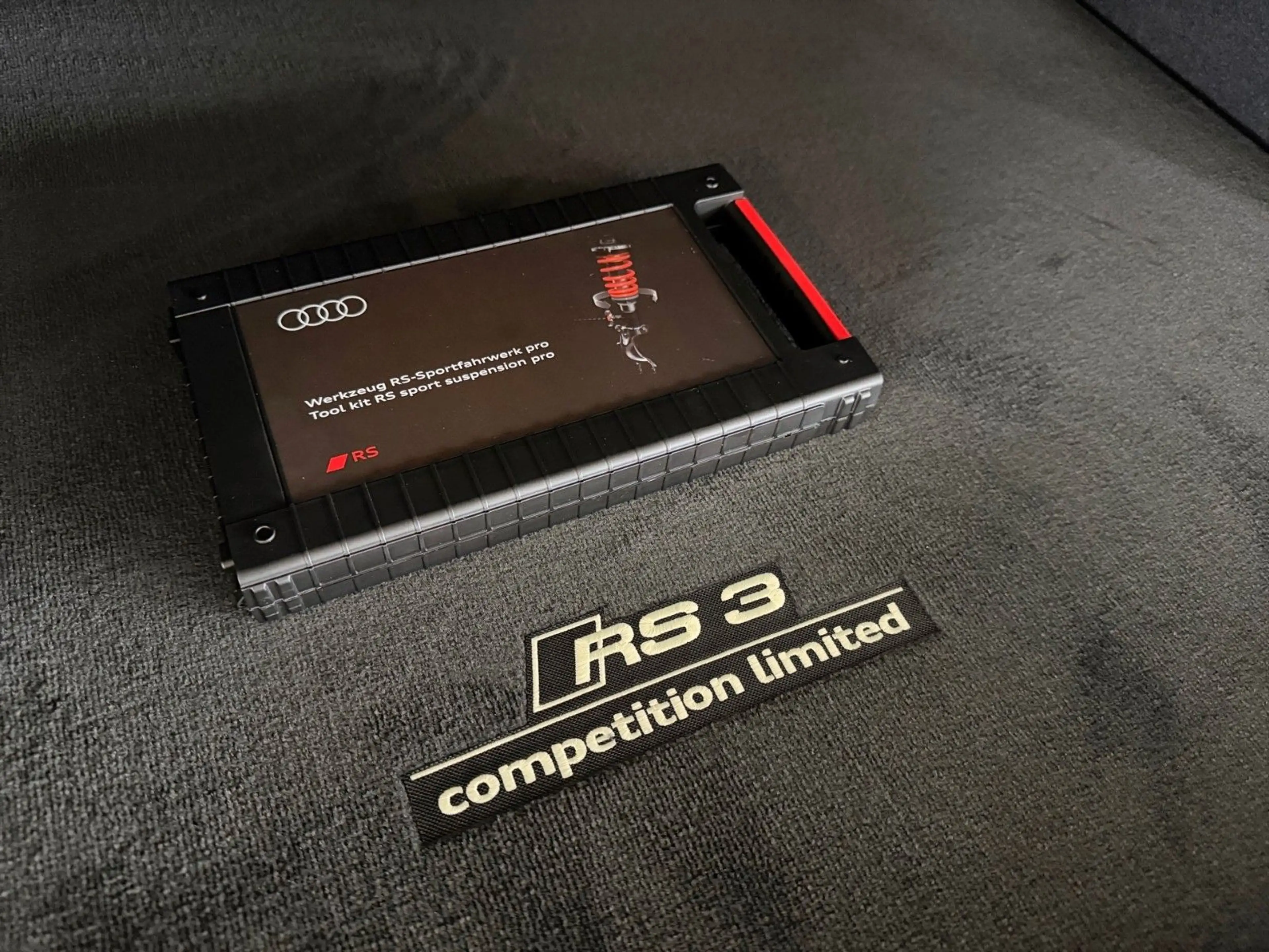 Audi RS3 Competition limited Sportback — photo 12