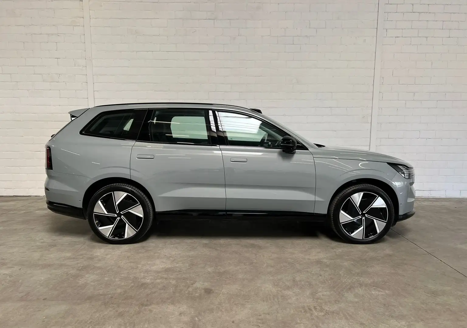 Volvo EX90 Twin Performance AWD Ultra Bowers&Wilkins Pano Acc Gris - 2