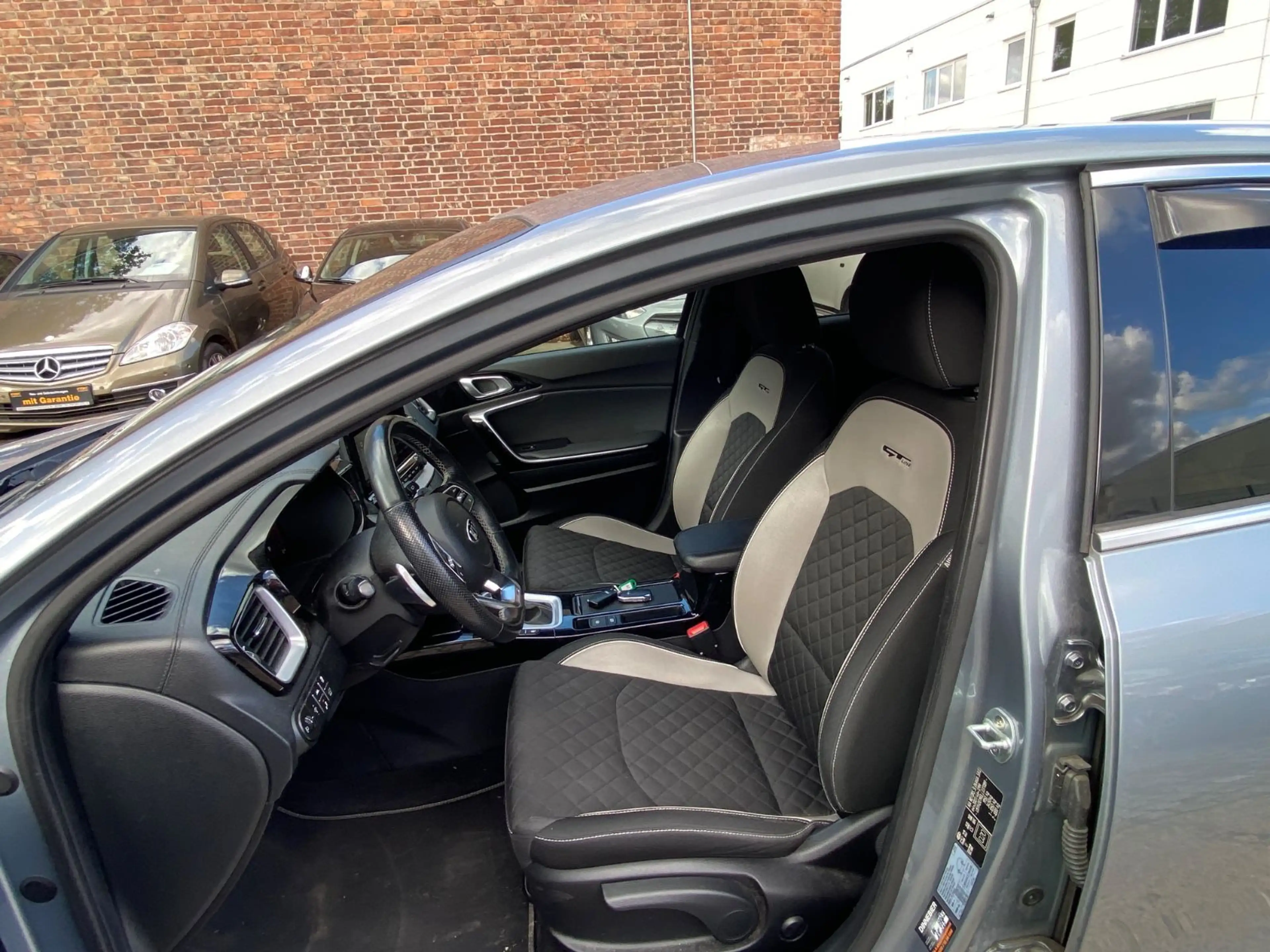 Kia ProCeed / pro_cee'd ProCeed 1,6 CRDI Mild Hybrid "GT-Line" Automatik — photo 11