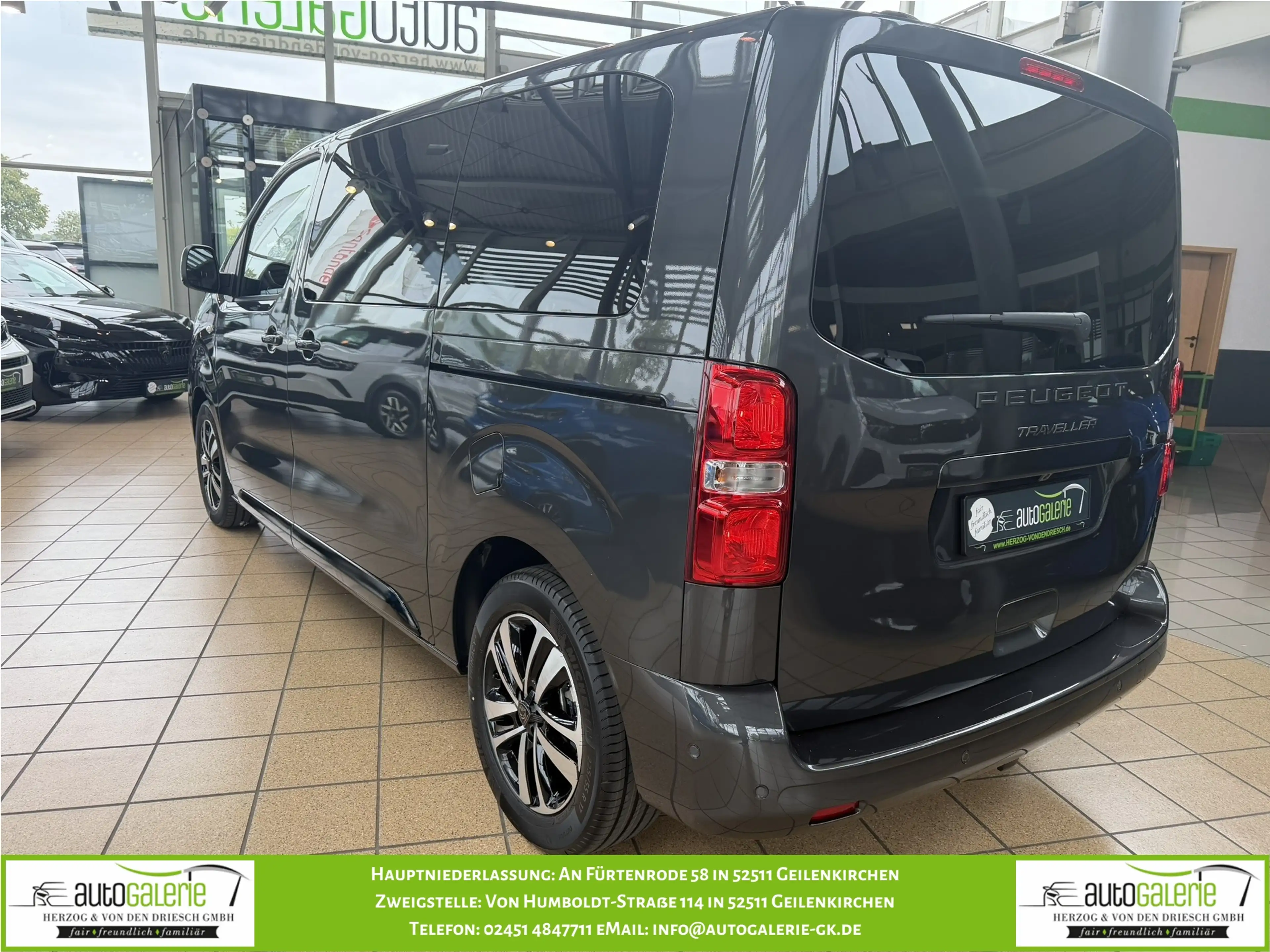 Peugeot Traveller Traveller L2 2.2 Diesel 180 EAT8 Allure — photo 6