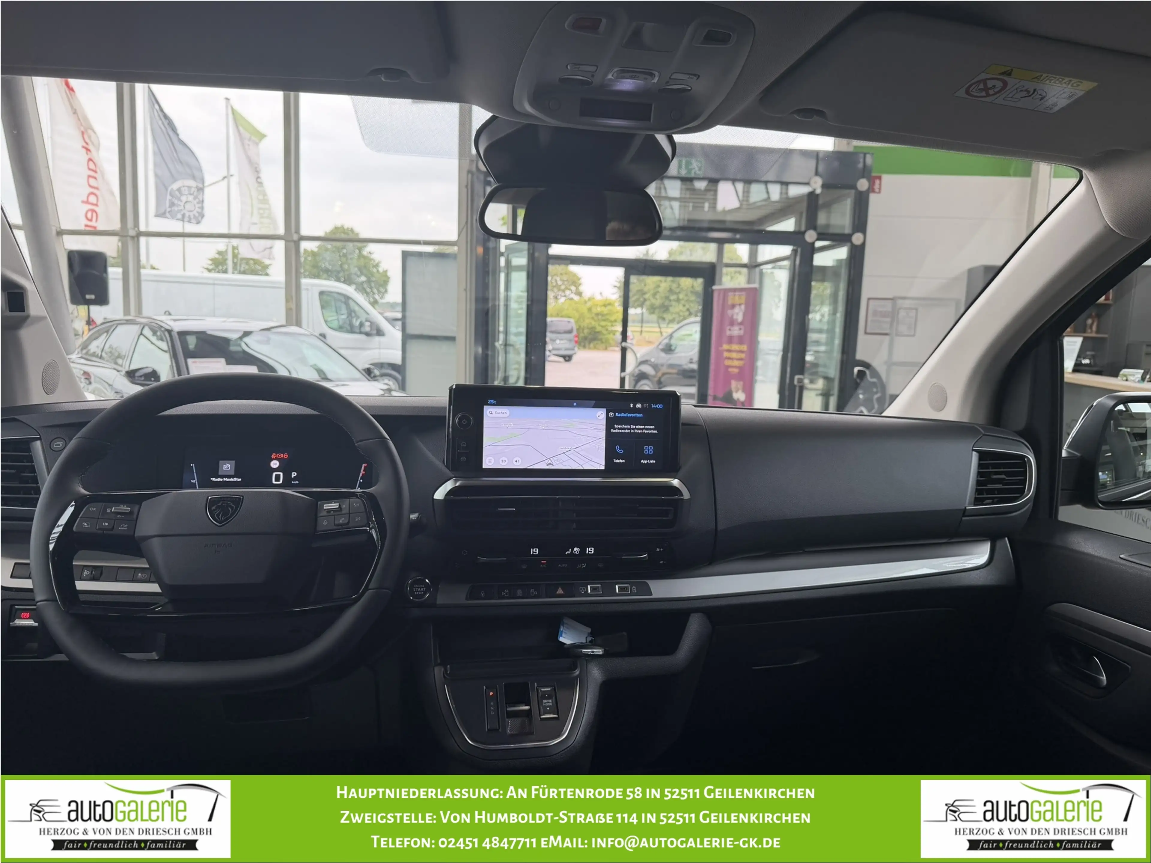 Peugeot Traveller Traveller L2 2.2 Diesel 180 EAT8 Allure — photo 8