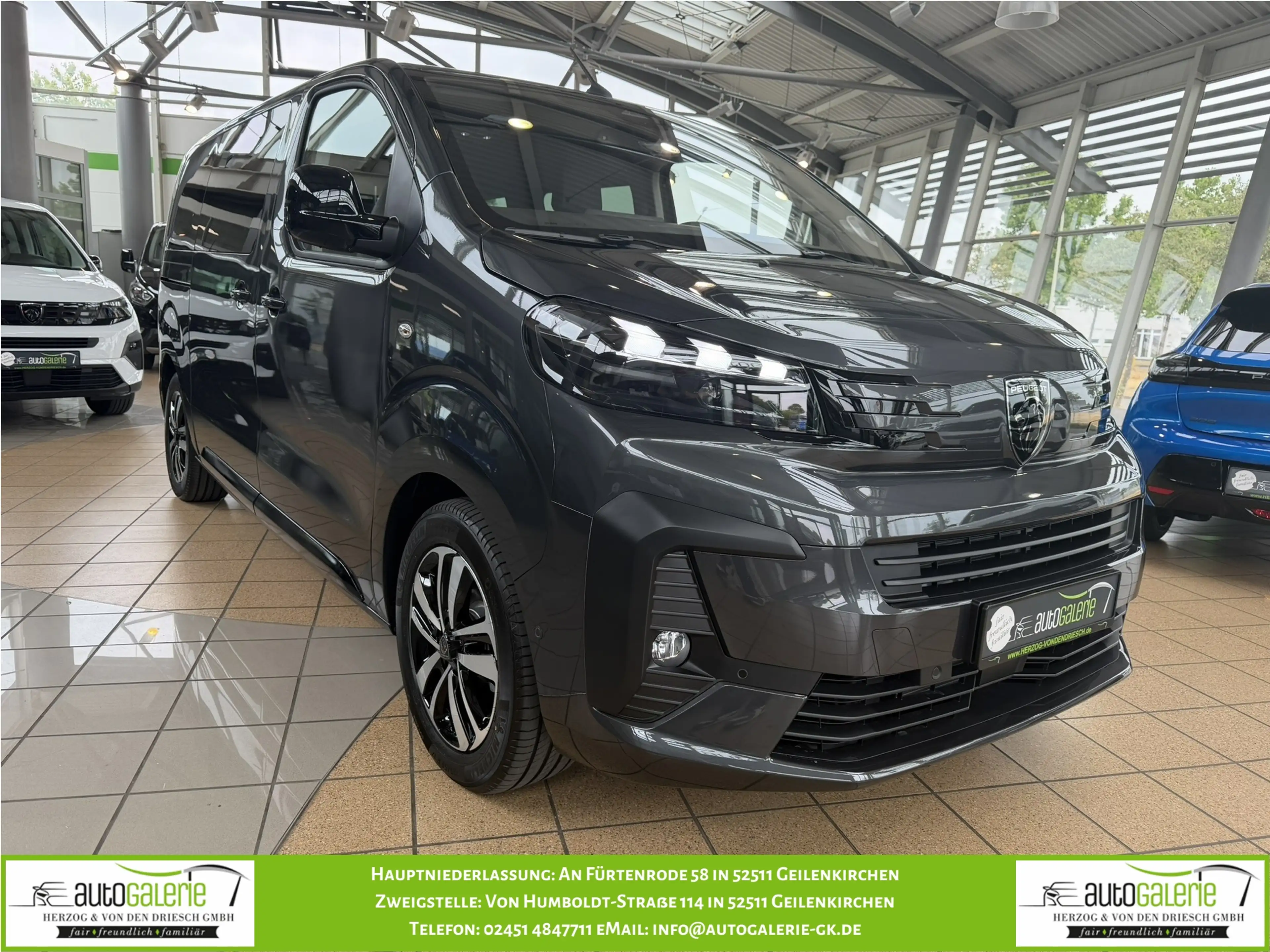 Peugeot Traveller Traveller L2 2.2 Diesel 180 EAT8 Allure — photo 3