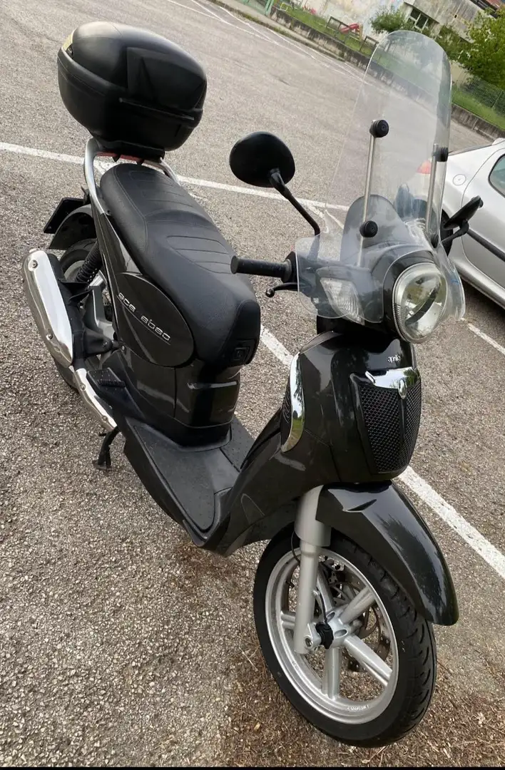 Aprilia Scarabeo 200 Nero - 2