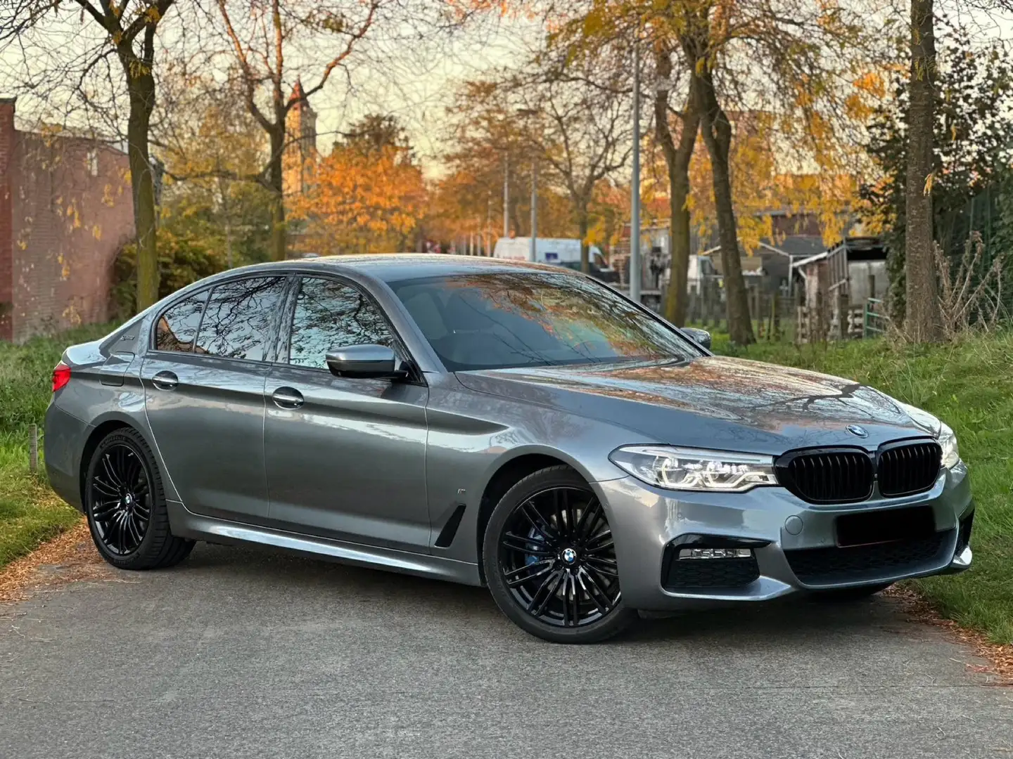 BMW 530 530E - 1