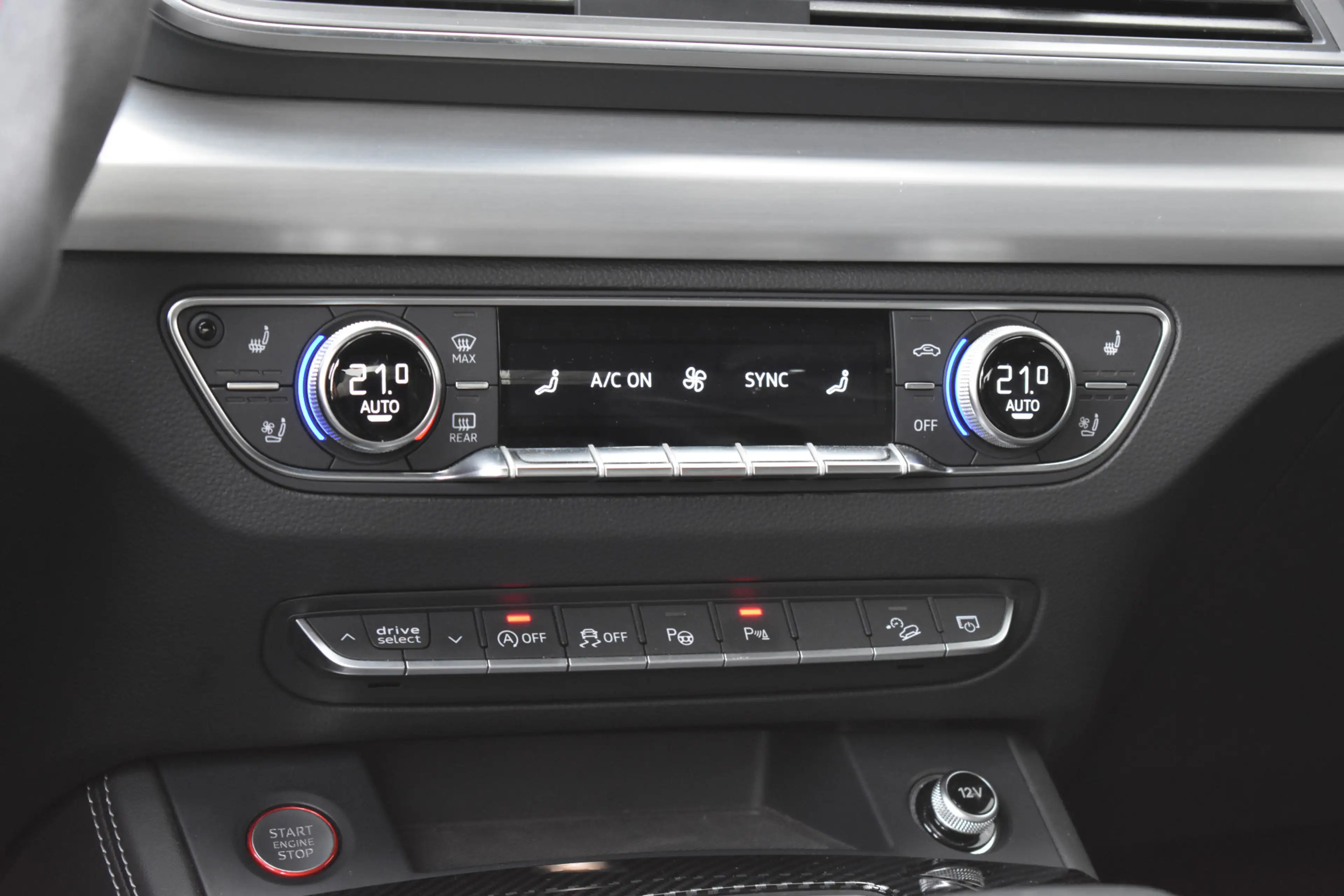 Audi Q5 3.0 TFSI SQ5 quattro Pro Line Plus Matrix-LED | B& — photo 15
