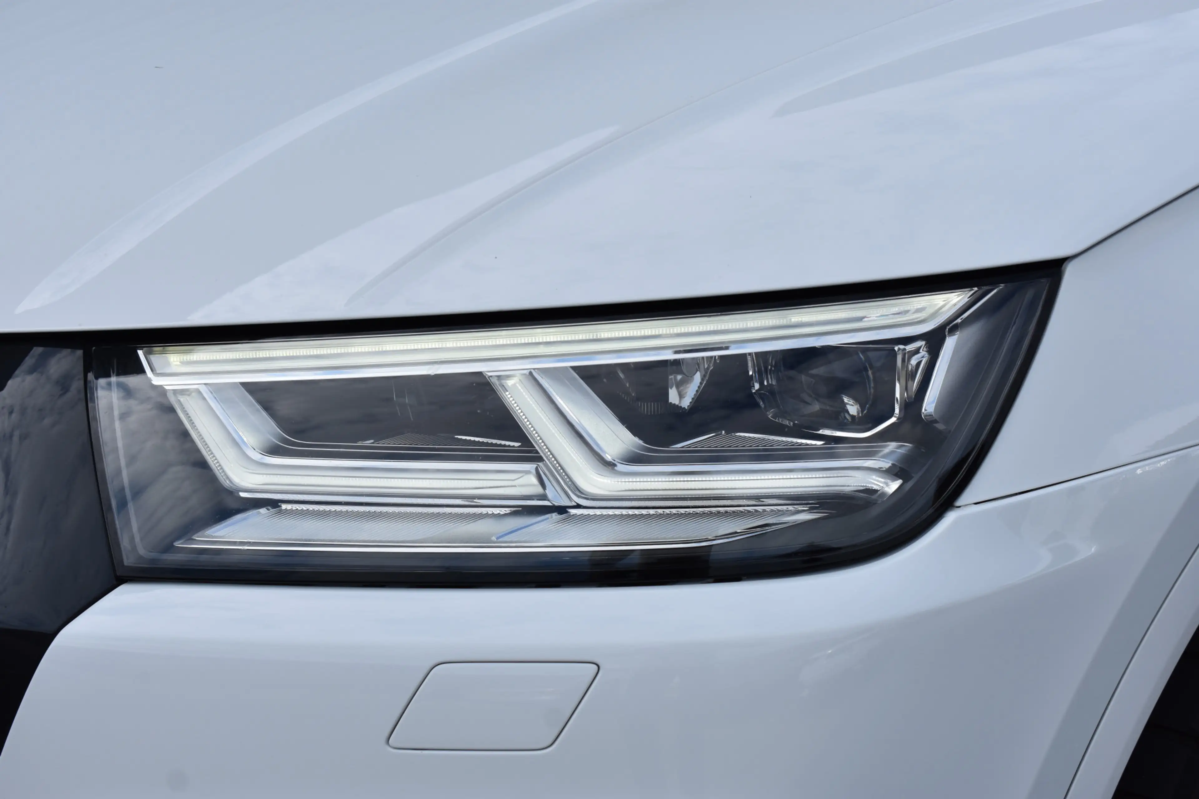 Audi Q5 3.0 TFSI SQ5 quattro Pro Line Plus Matrix-LED | B& — photo 43