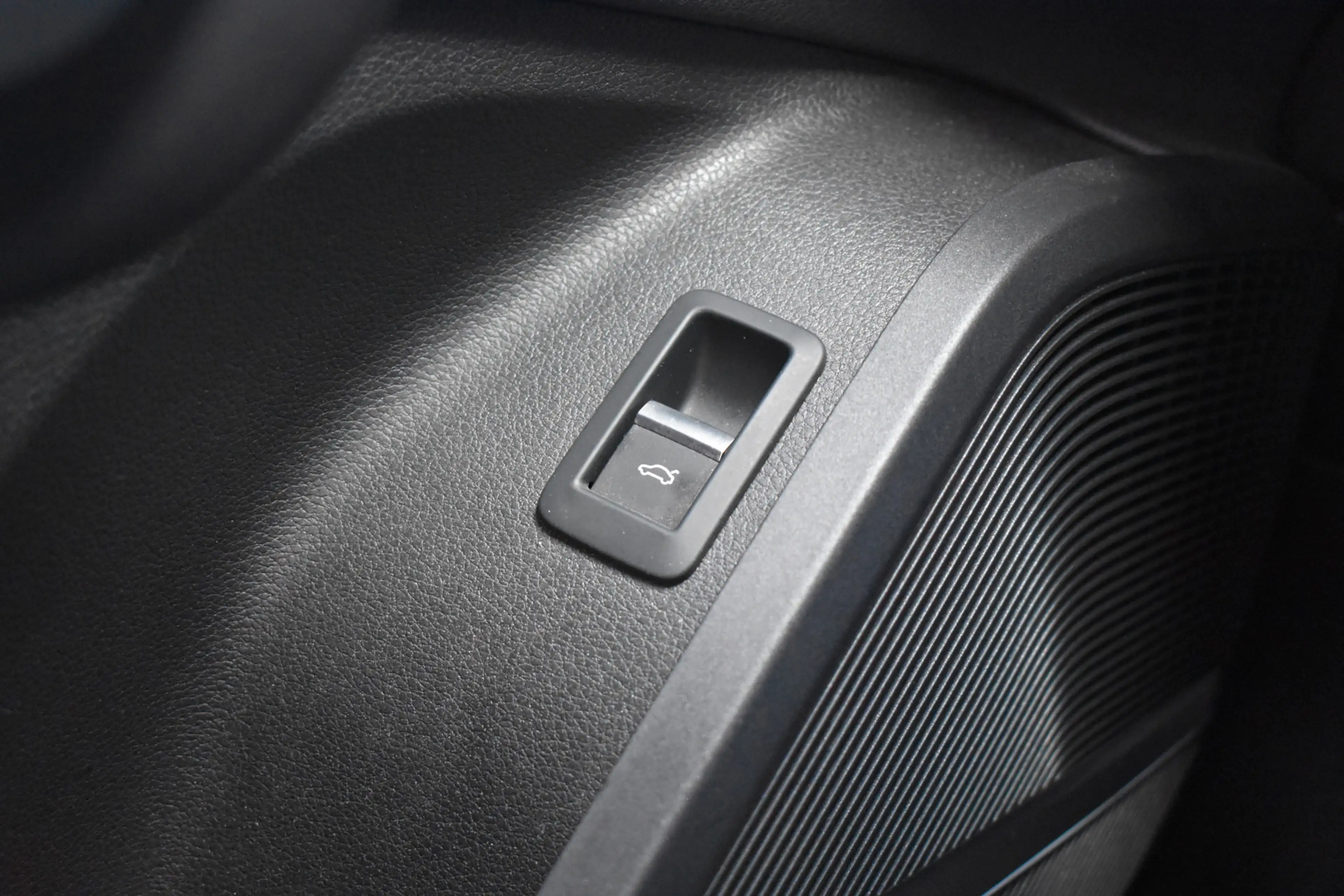 Audi Q5 3.0 TFSI SQ5 quattro Pro Line Plus Matrix-LED | B& — photo 22