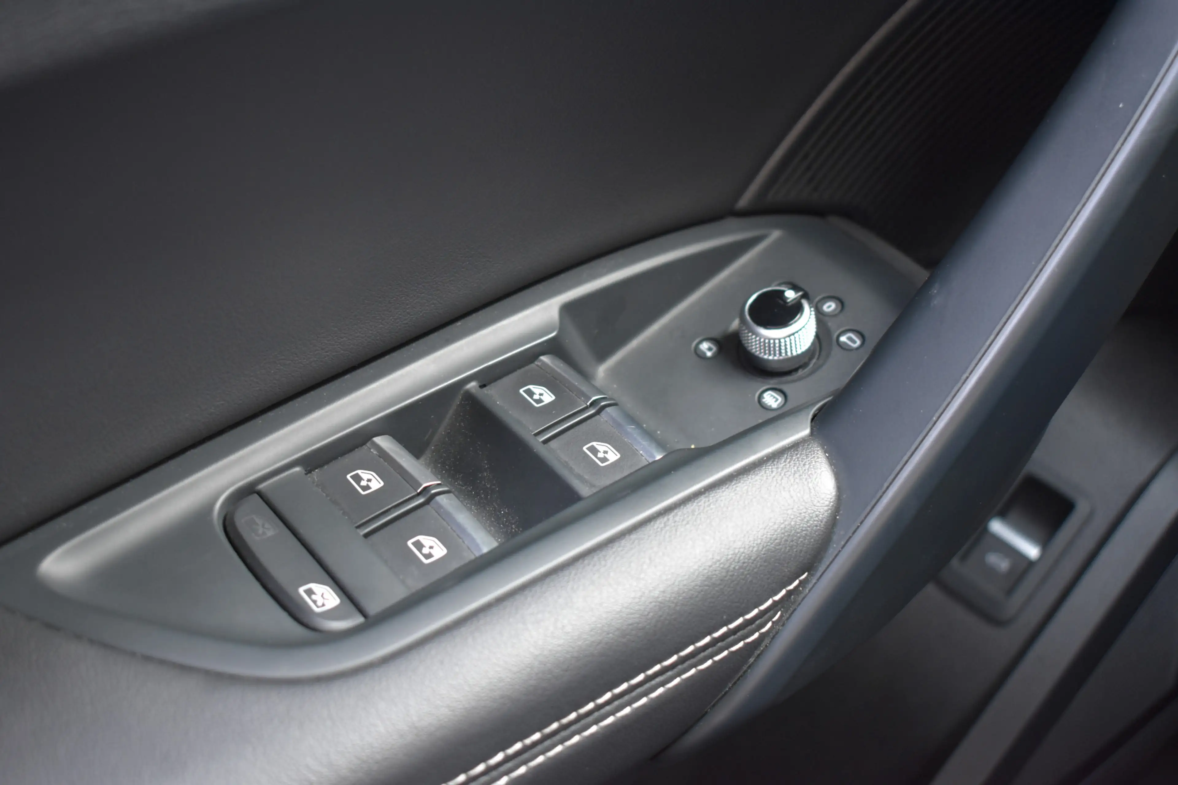Audi Q5 3.0 TFSI SQ5 quattro Pro Line Plus Matrix-LED | B& — photo 21