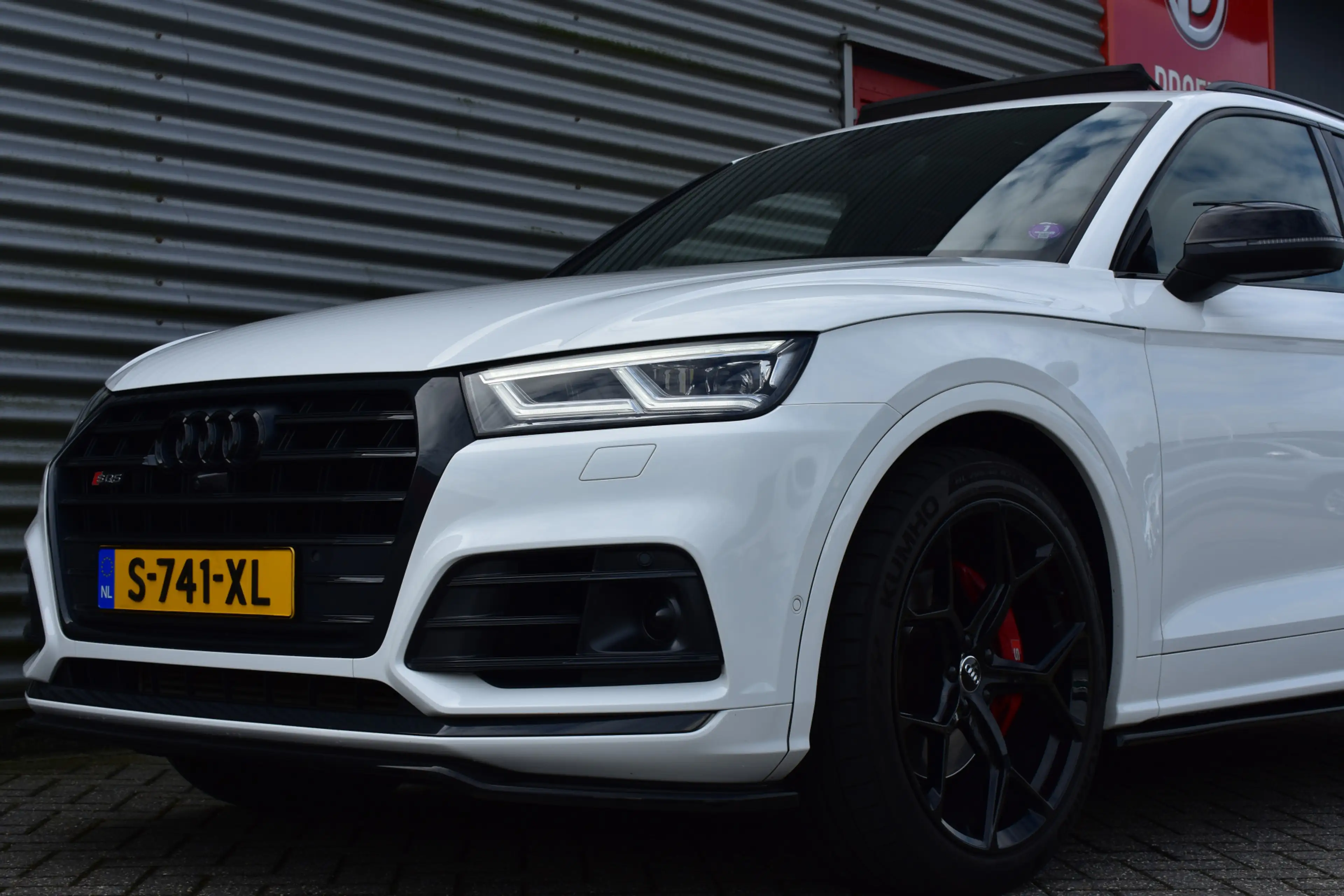 Audi Q5 3.0 TFSI SQ5 quattro Pro Line Plus Matrix-LED | B& — photo 45