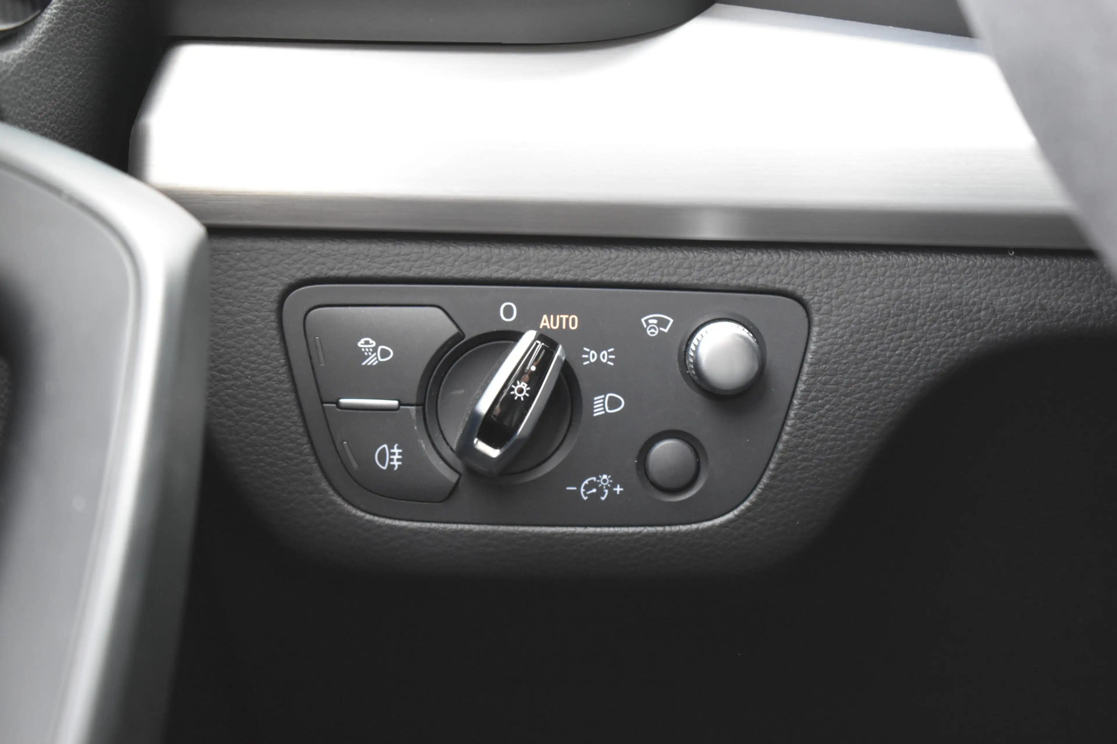 Audi Q5 3.0 TFSI SQ5 quattro Pro Line Plus Matrix-LED | B& — photo 34