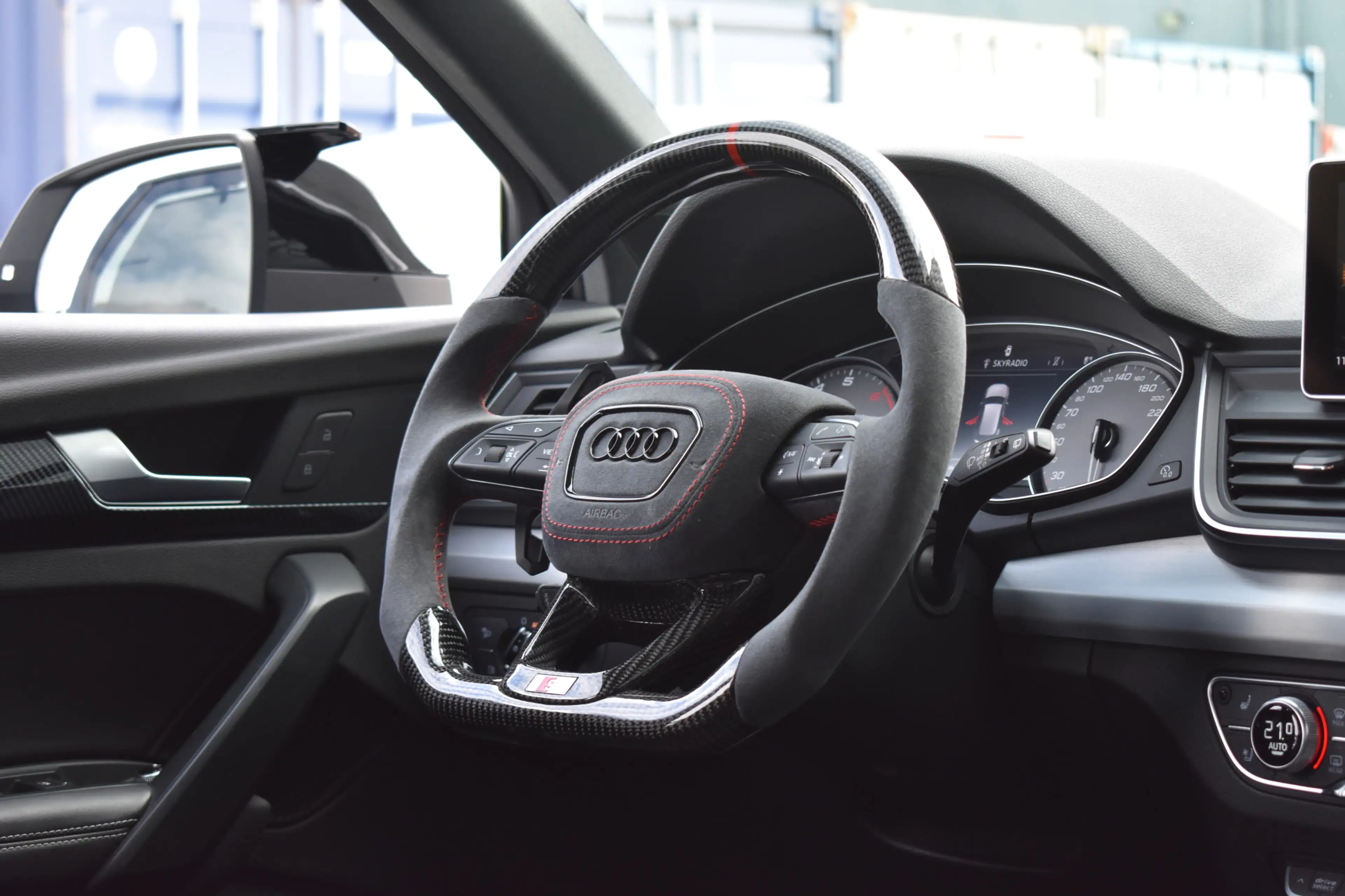 Audi Q5 3.0 TFSI SQ5 quattro Pro Line Plus Matrix-LED | B& — photo 13
