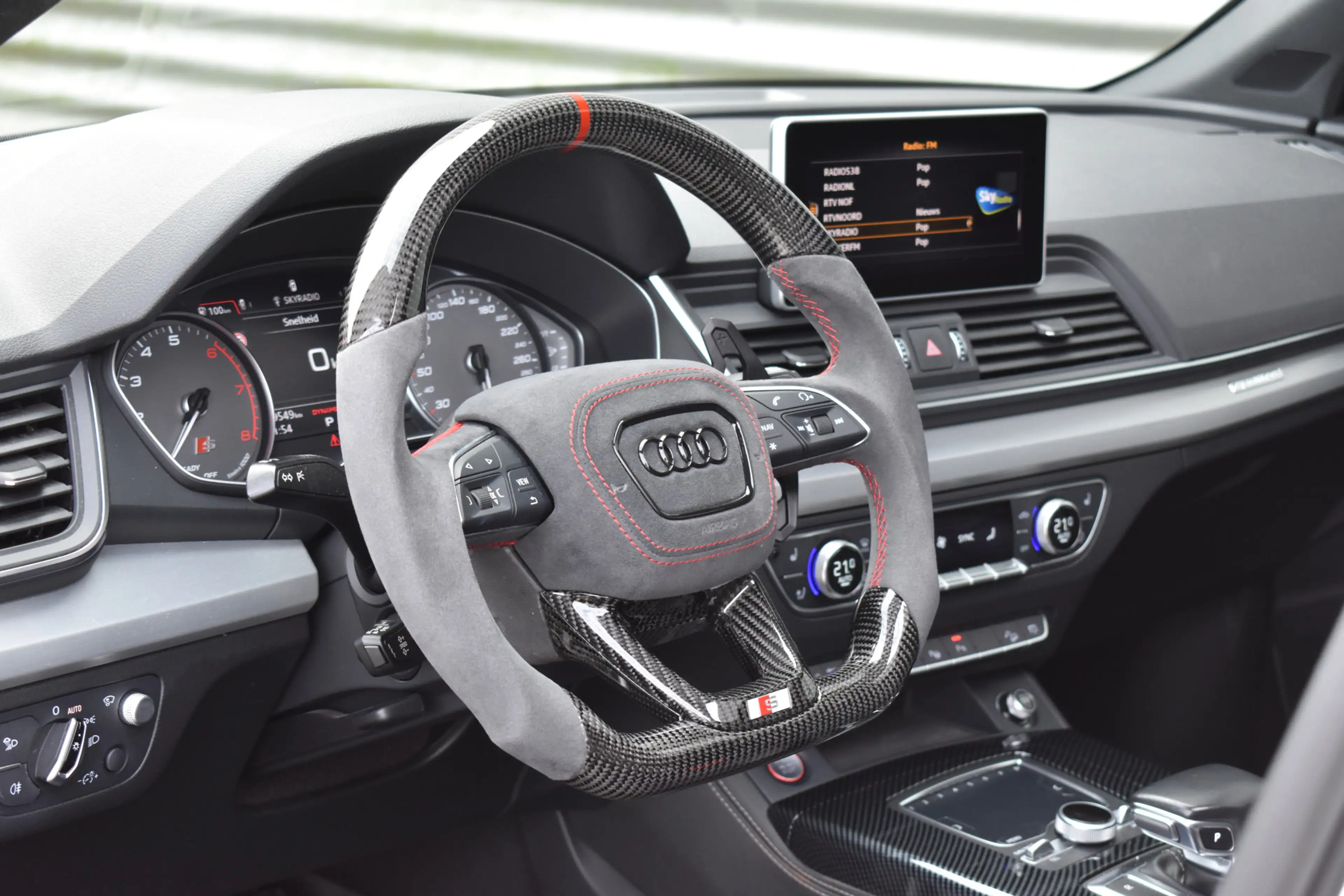Audi Q5 3.0 TFSI SQ5 quattro Pro Line Plus Matrix-LED | B& — photo 4