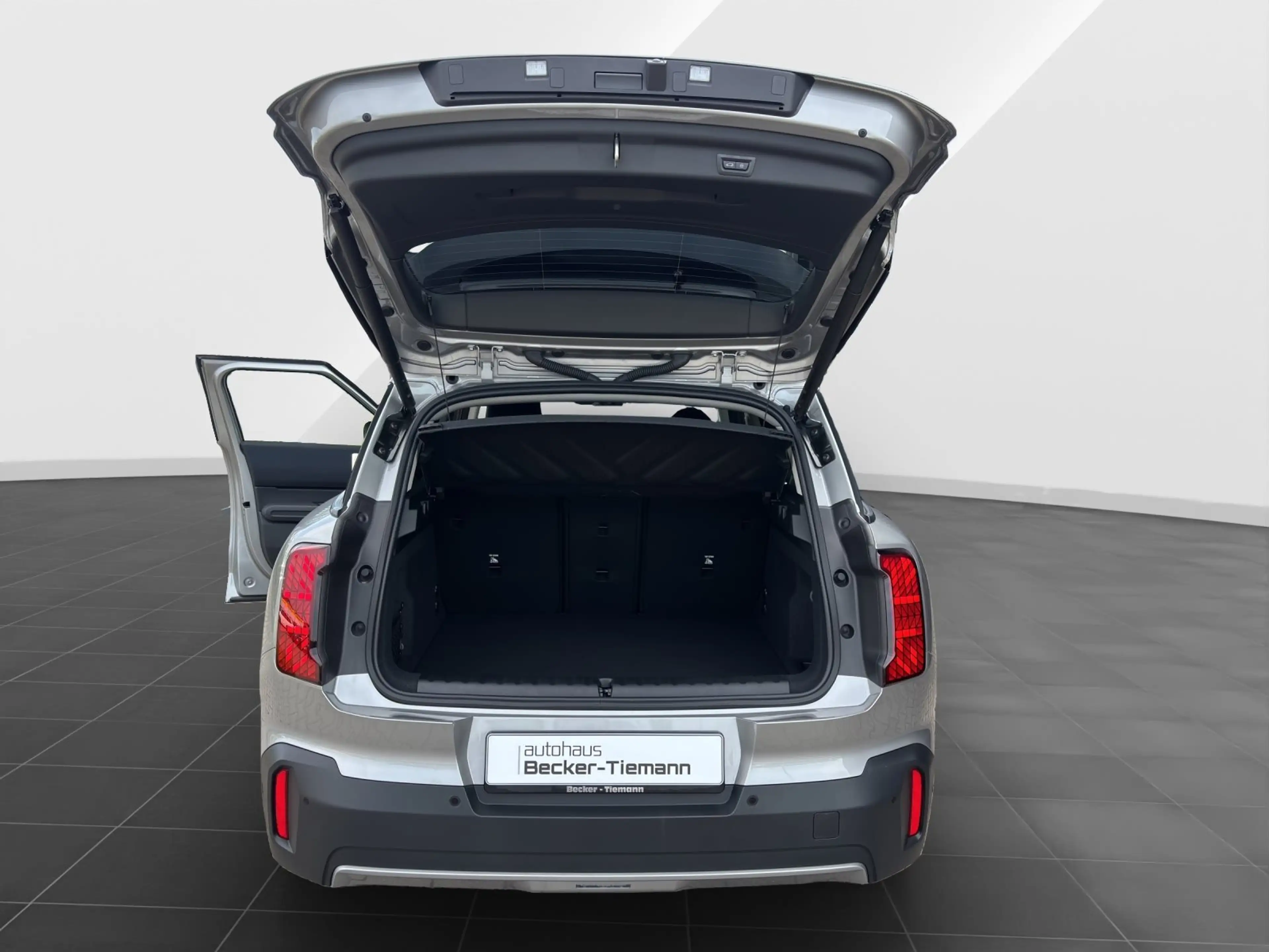 MINI Cooper D Countryman Countryman D Aut./Panorama/Head-Up/LED/AHK/Driving — photo 14