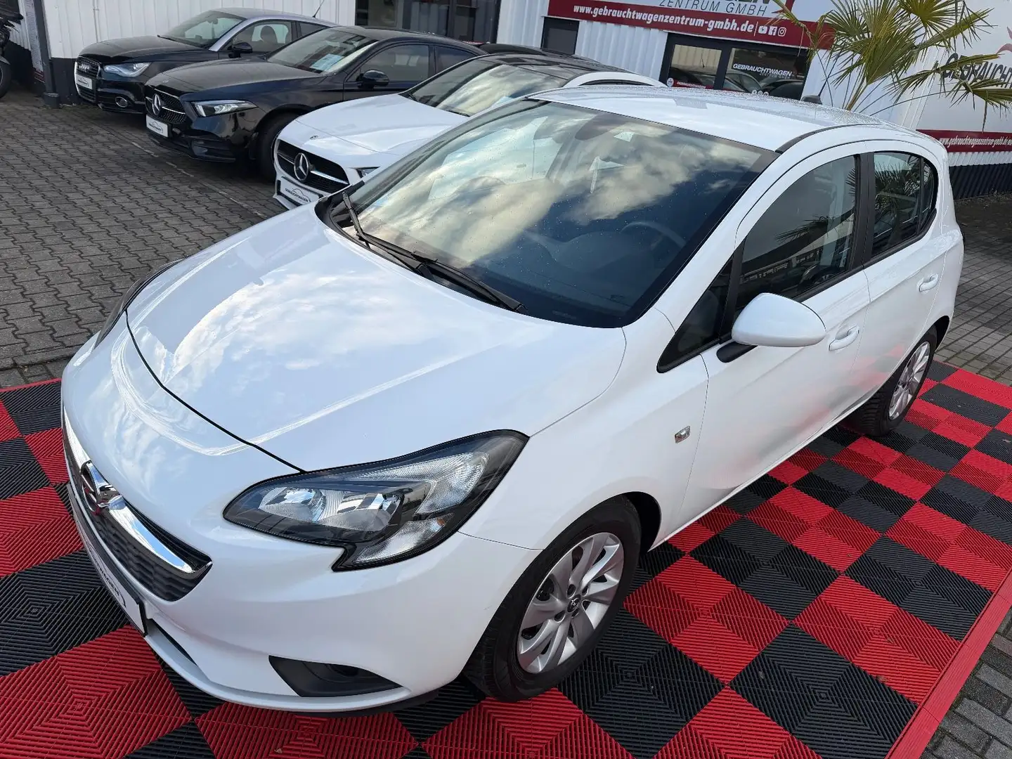 Opel Corsa 1.4 E Active ecoFlex Weiß - 2