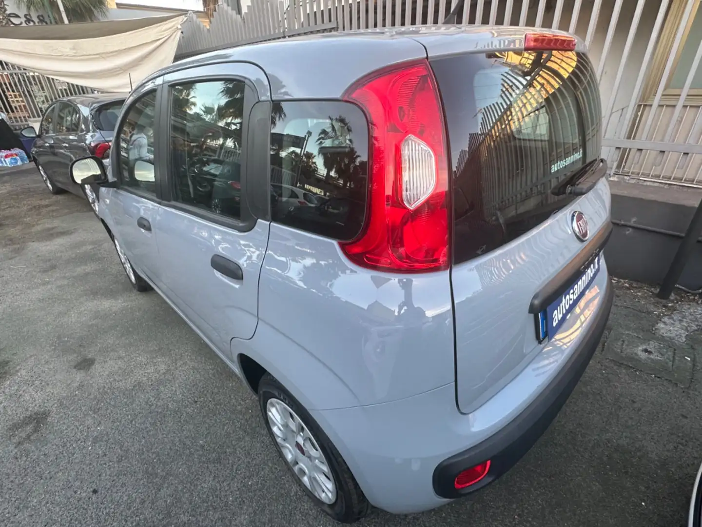 Fiat Panda 1.2 Easy Gris - 2