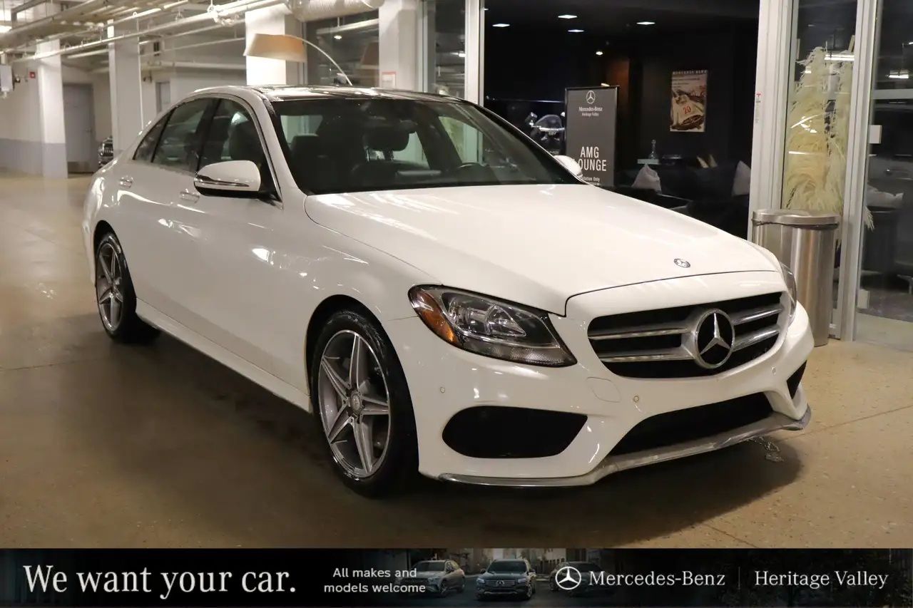 2017 Mercedes-Benz C-Class снимка 2017 Mercedes-Benz C-Class