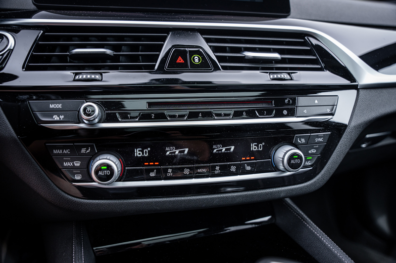 BMW 540 5-serie Touring 540i M Sport xDrive High Executive — photo 46