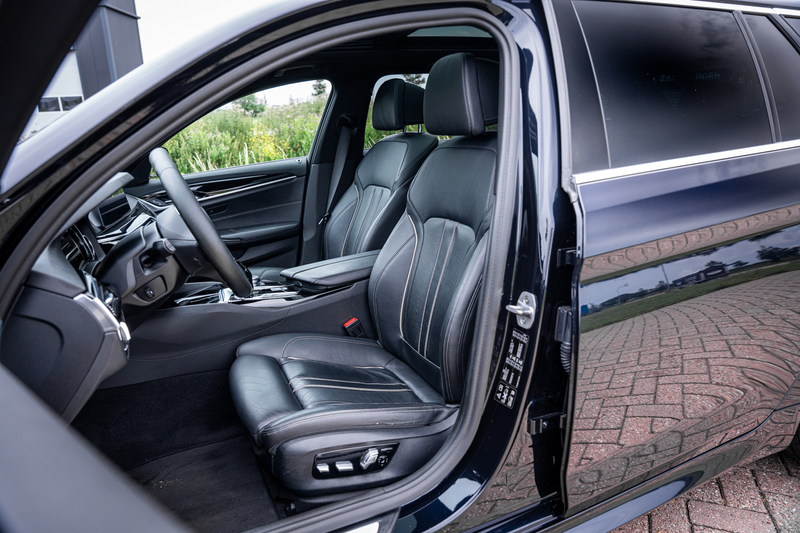 BMW 540 5-serie Touring 540i M Sport xDrive High Executive — photo 2