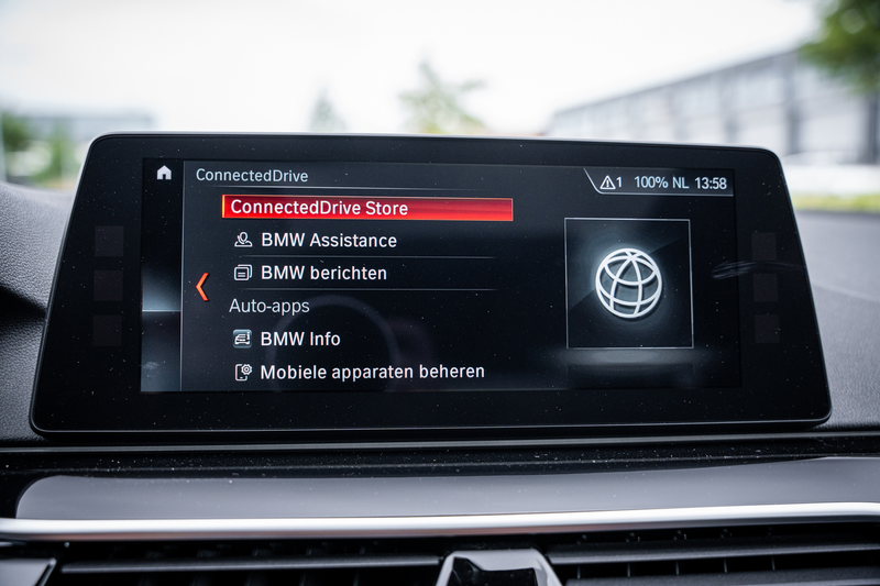 BMW 540 5-serie Touring 540i M Sport xDrive High Executive — photo 41