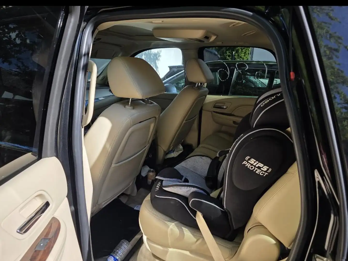 Cadillac Escalade Escalade 6.2 V8 Sport Luxury Negru - 1