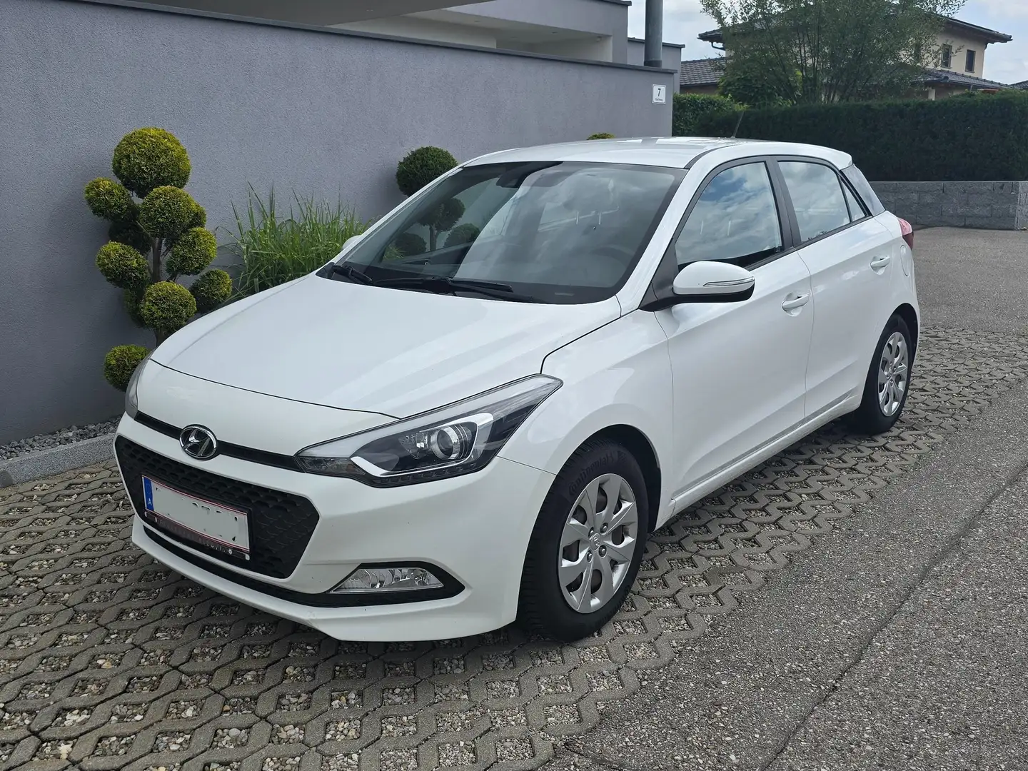 Hyundai i20 Alb - 1