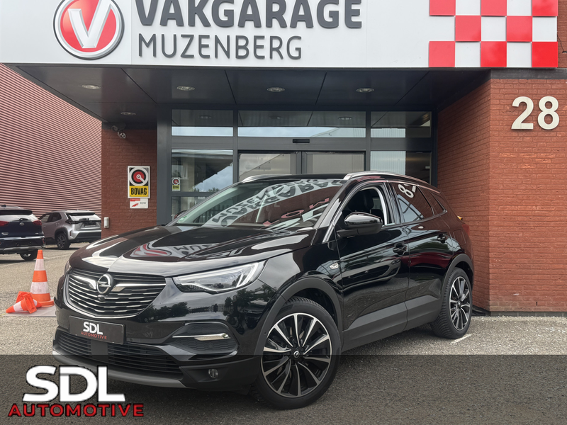 Opel Grandland X 1.6 Turbo Hybrid4 Ultimate 300PK!! // 360 CAMERA /