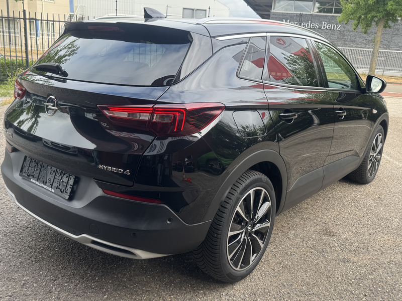 Opel Grandland X 1.6 Turbo Hybrid4 Ultimate 300PK!! // 360 CAMERA / — photo 5