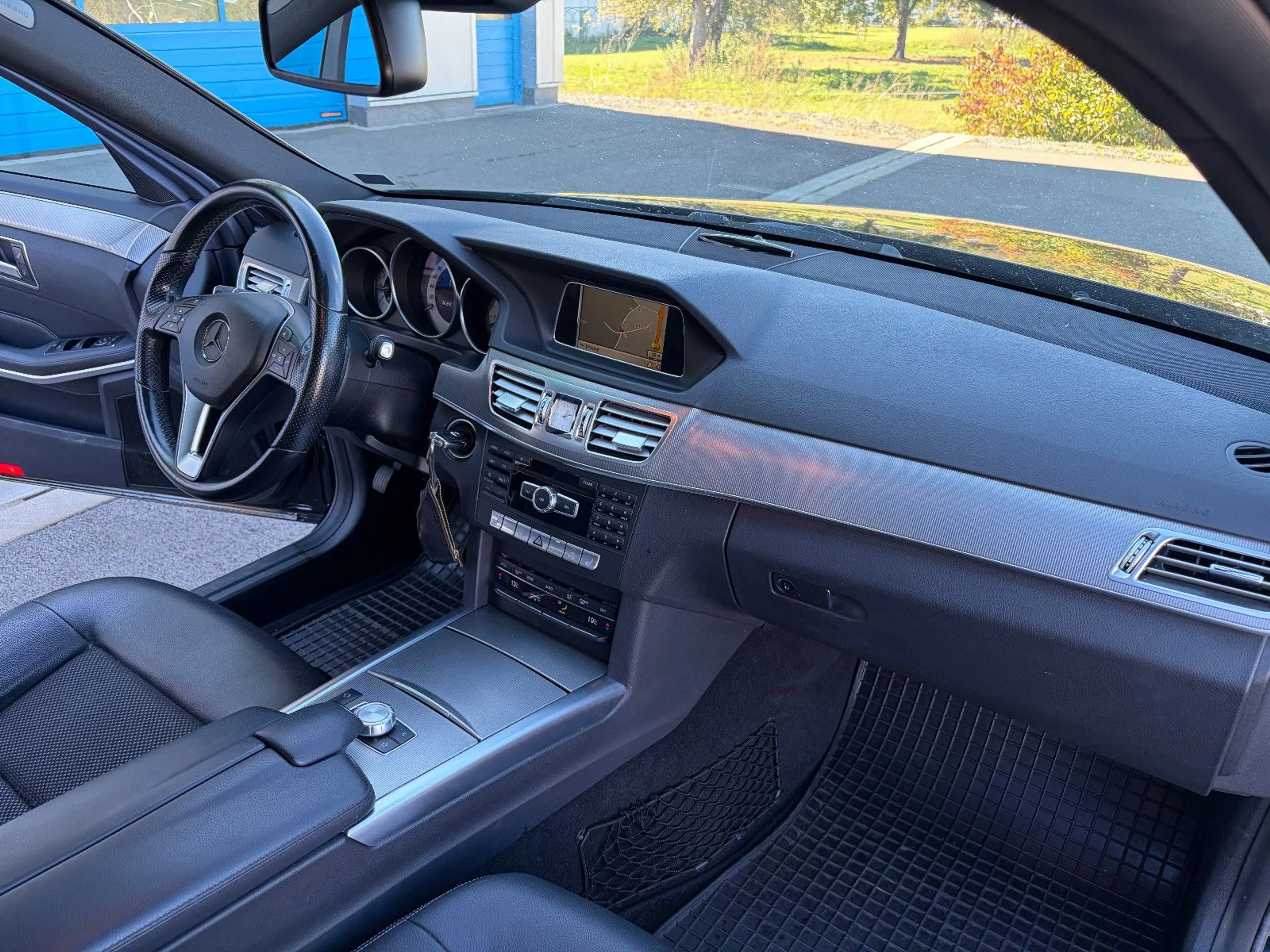 Mercedes-Benz E 350 CDi T-Modell BlueTec Avantgarde LED NAV — photo 25