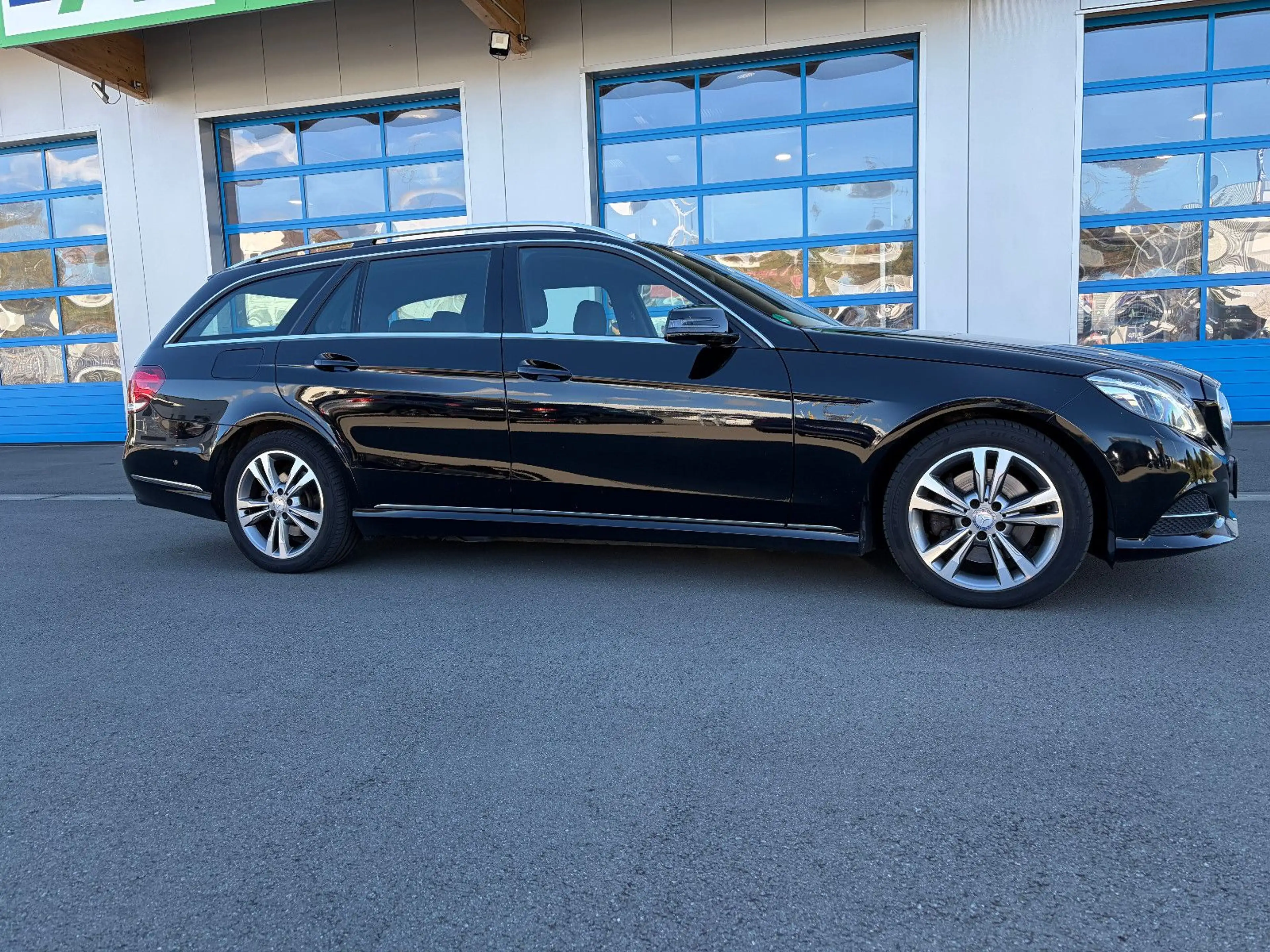 Mercedes-Benz E 350 CDi T-Modell BlueTec Avantgarde LED NAV