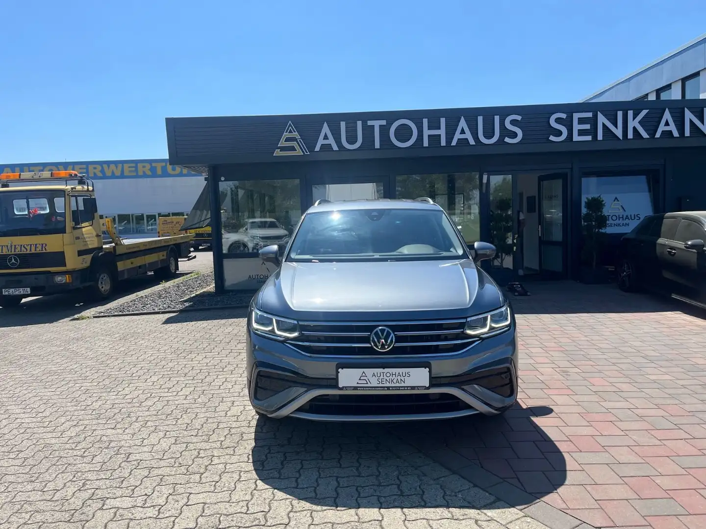 Volkswagen Tiguan Allspace Elegance*4Motion*ACC*AHK*VOLLEDE Сірий - 2