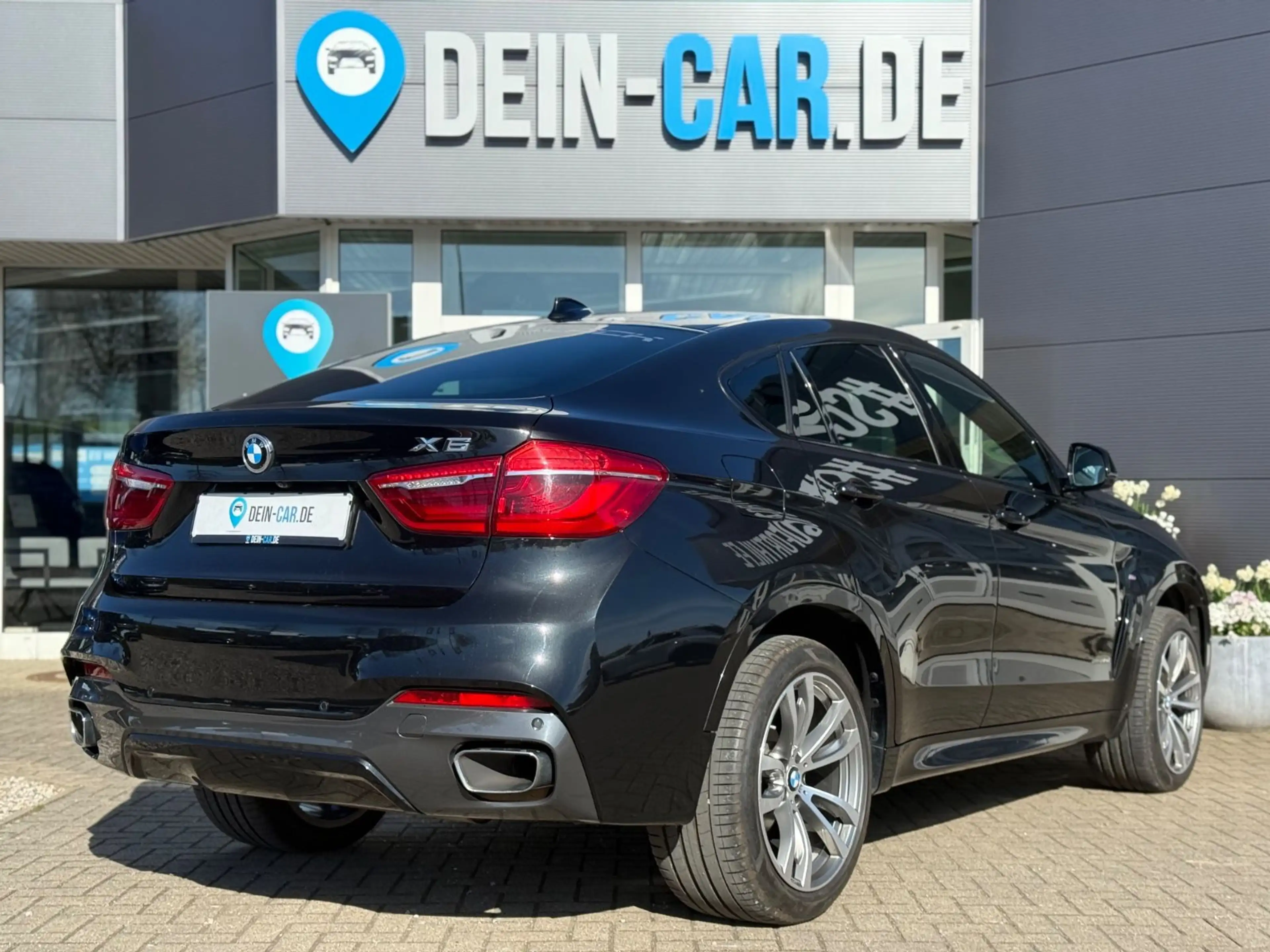 BMW X6 M SPORT AHK HUD Navi PDC SHZ SpurW Virtual LM — photo 5