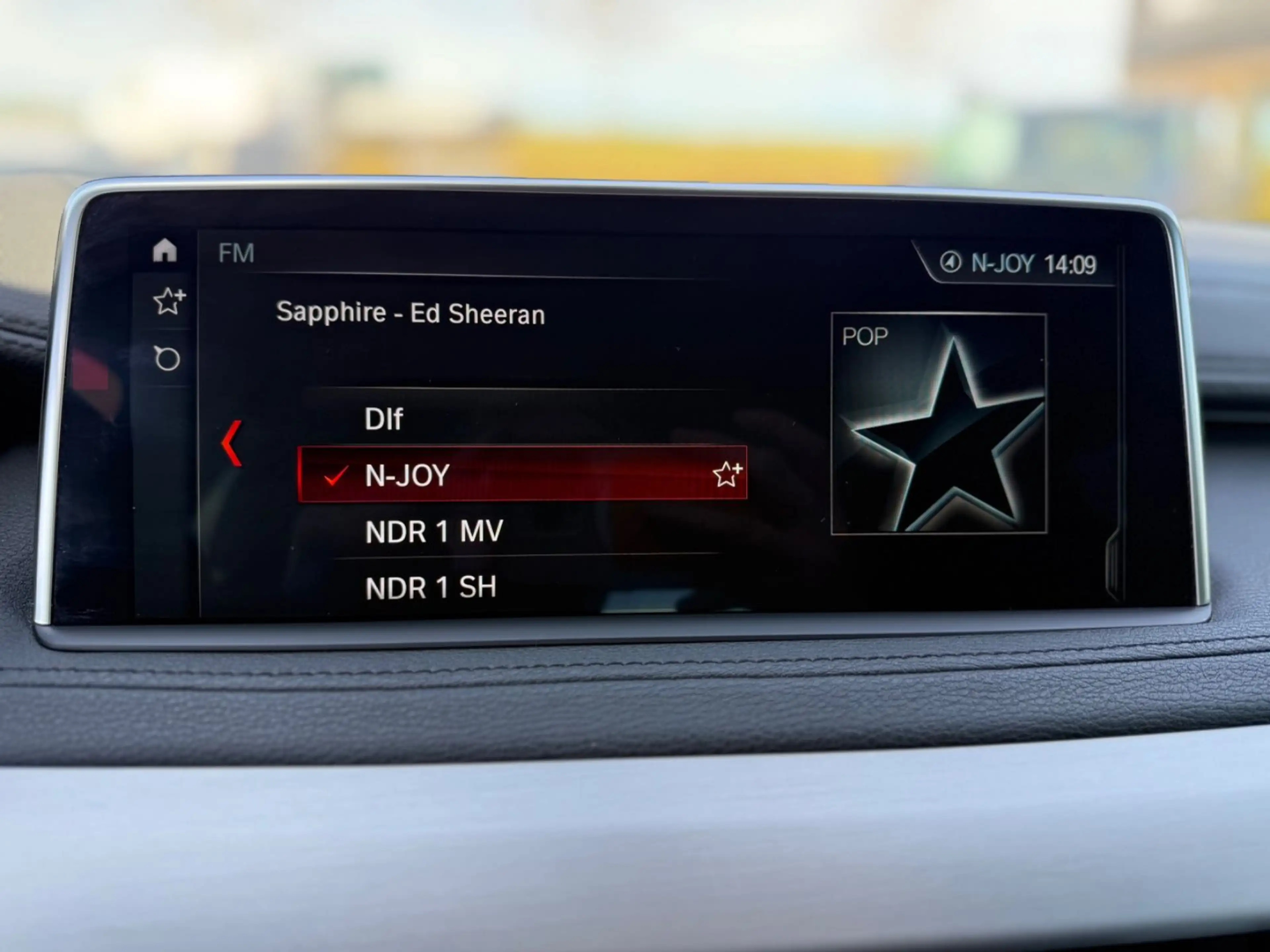 BMW X6 M SPORT AHK HUD Navi PDC SHZ SpurW Virtual LM — photo 15