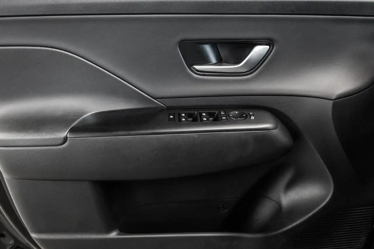 Hyundai KONA photo Hyundai KONA