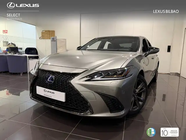 Lexus ES 300 300h F Sport